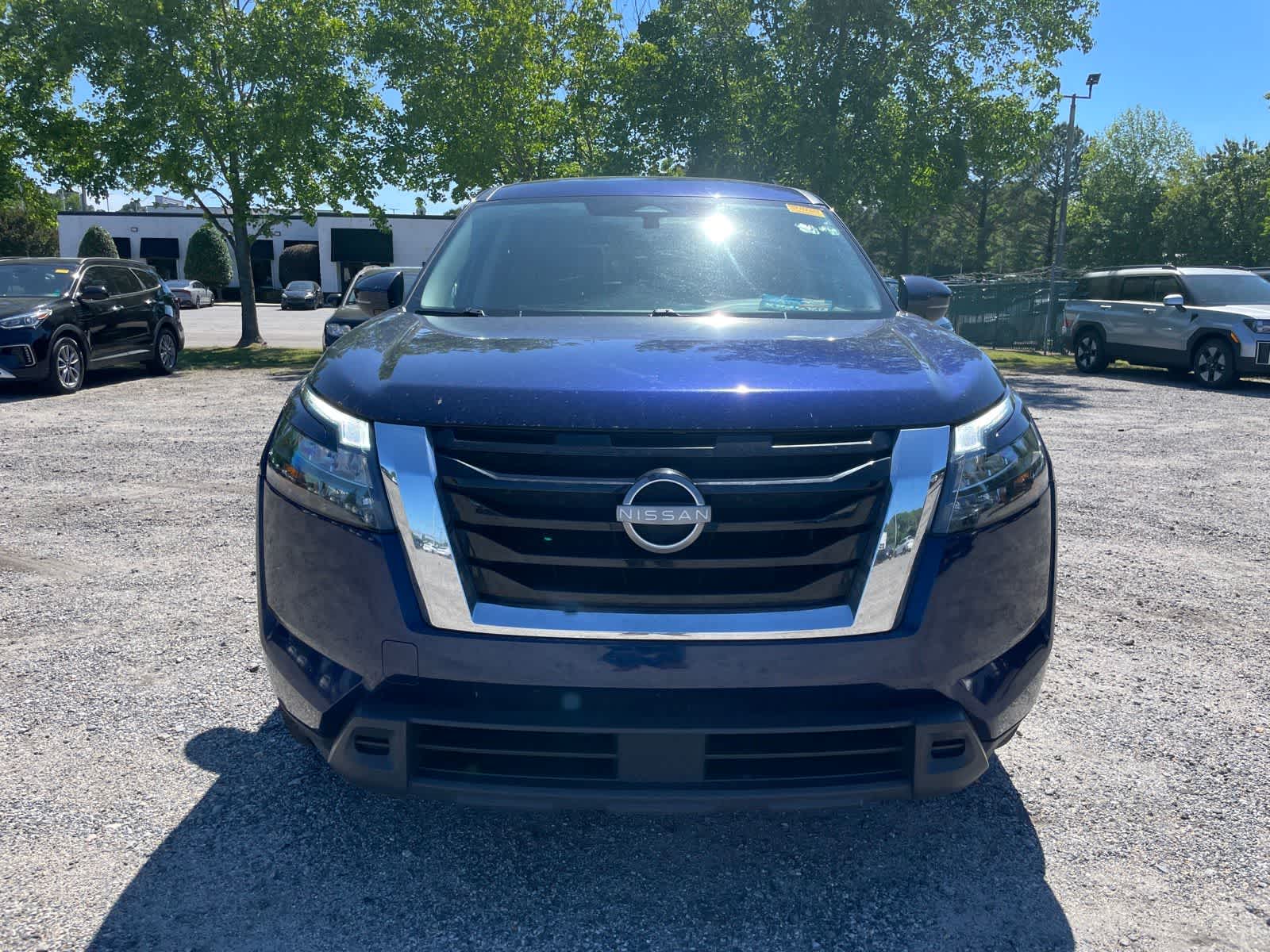Thumbnail: 2024 Nissan Pathfinder - 8