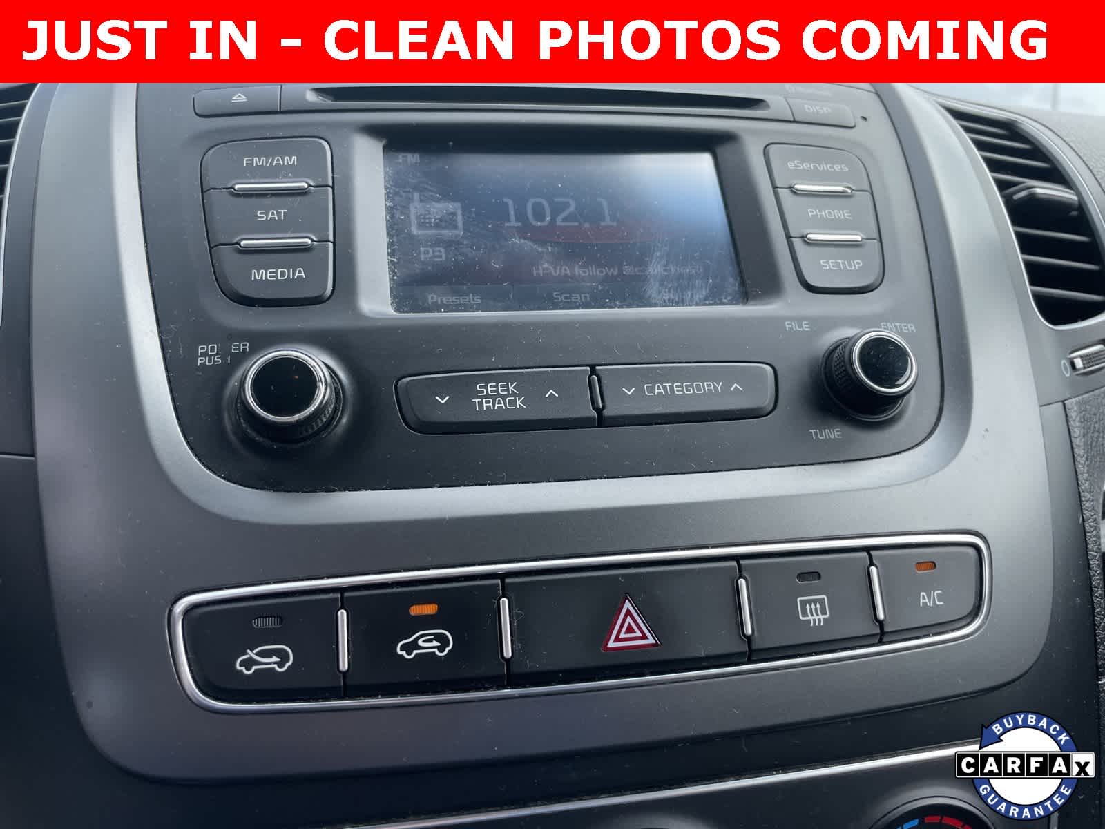 Thumbnail: 2014 Kia Sorento - 19