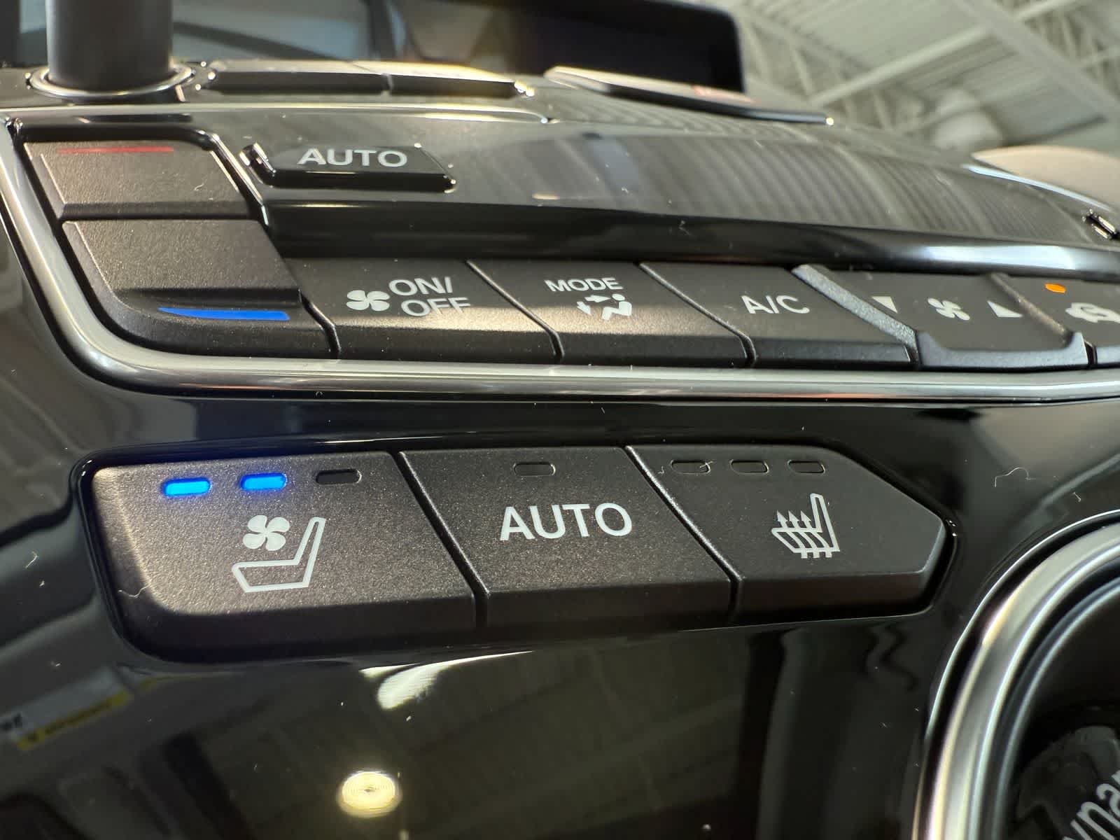 Thumbnail: 2026 Acura RDX - 26