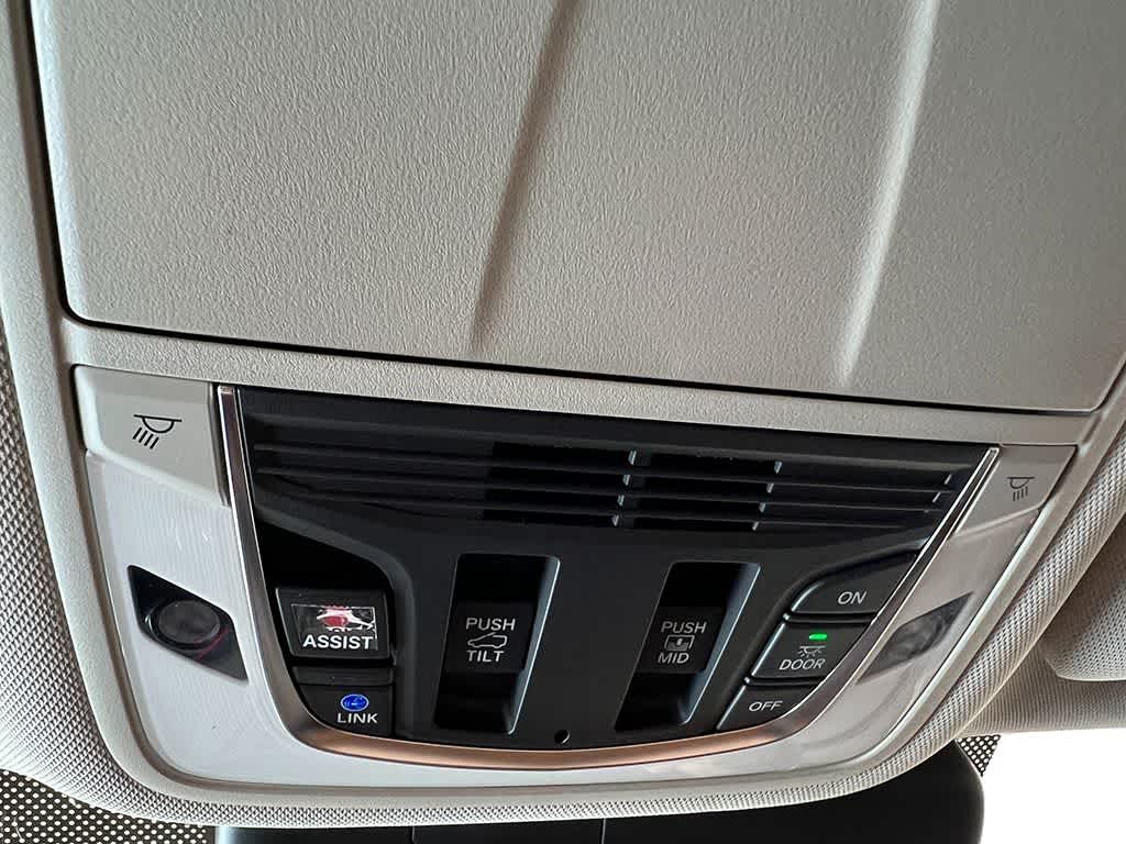 Thumbnail: 2026 Acura RDX - 25