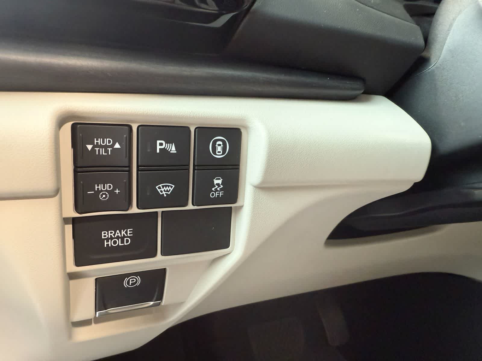 Thumbnail: 2026 Acura RDX - 16