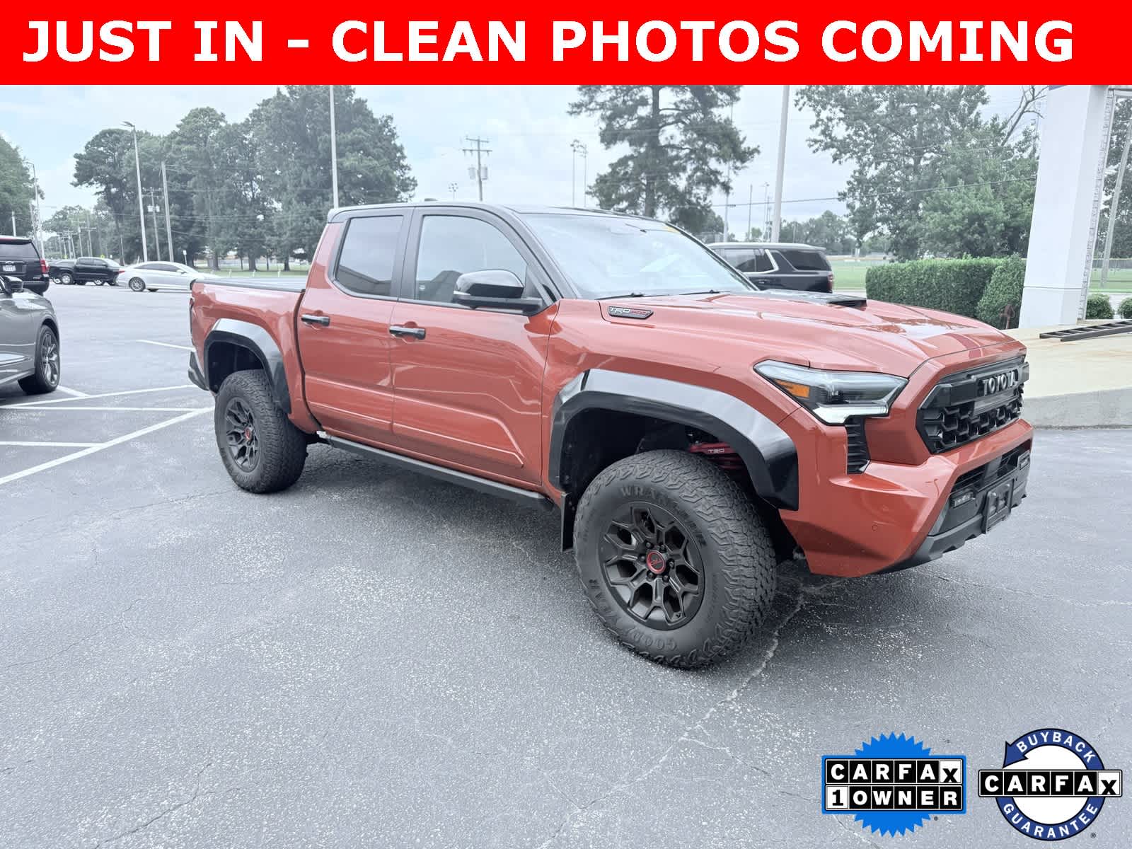 Thumbnail: 2024 Toyota Tacoma - 9