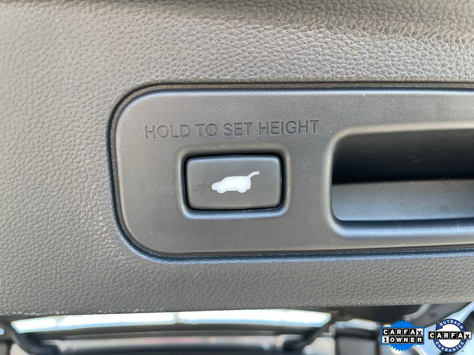 Thumbnail: 2025 Acura MDX - 26