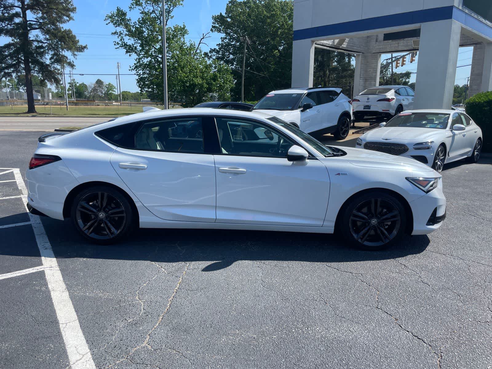 Thumbnail: 2023 Acura Integra - 6