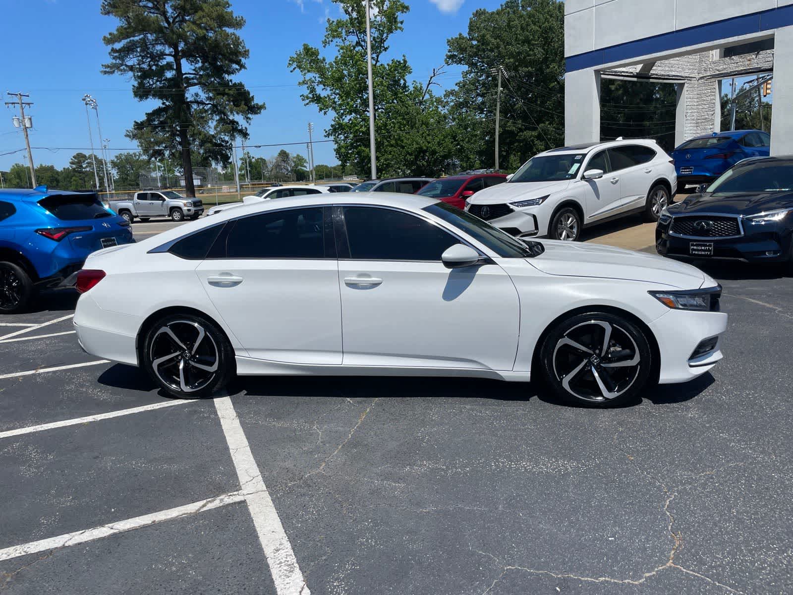 Thumbnail: 2018 Honda Accord - 6