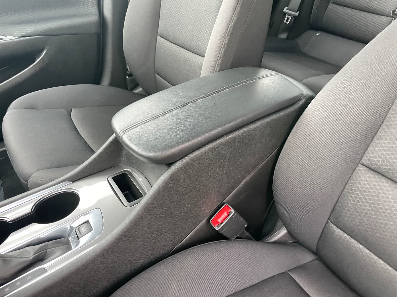 Thumbnail: 2023 Chevrolet Malibu - 21