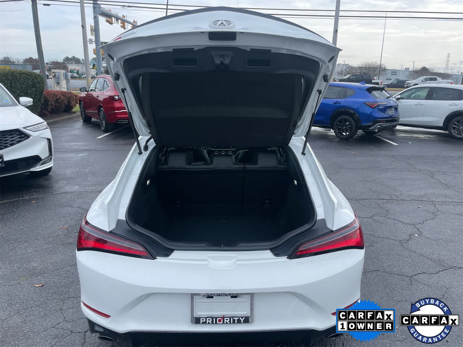 Thumbnail: 2025 Acura Integra - 22