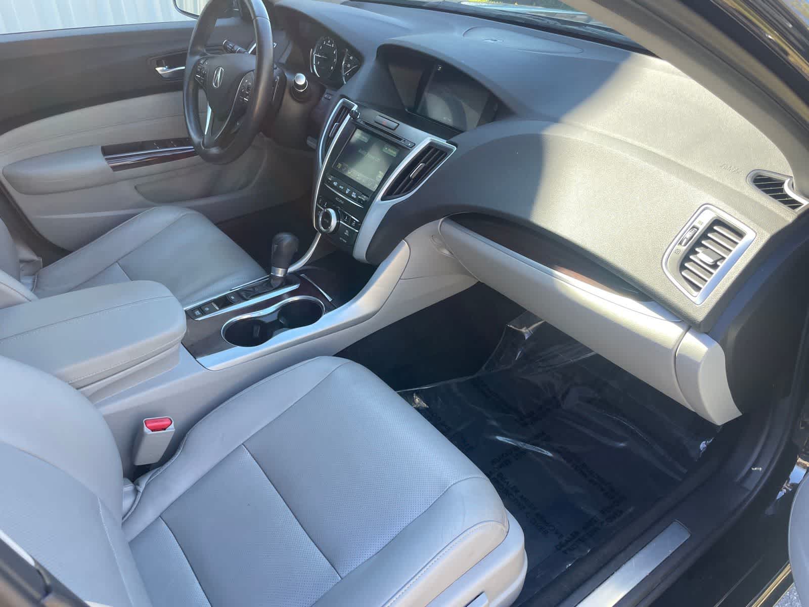 Thumbnail: 2017 Acura TLX - 25