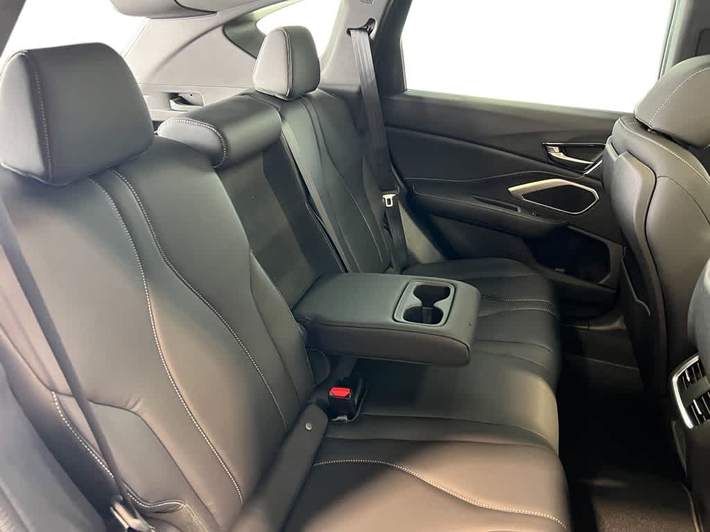 Thumbnail: 2026 Acura RDX - 36