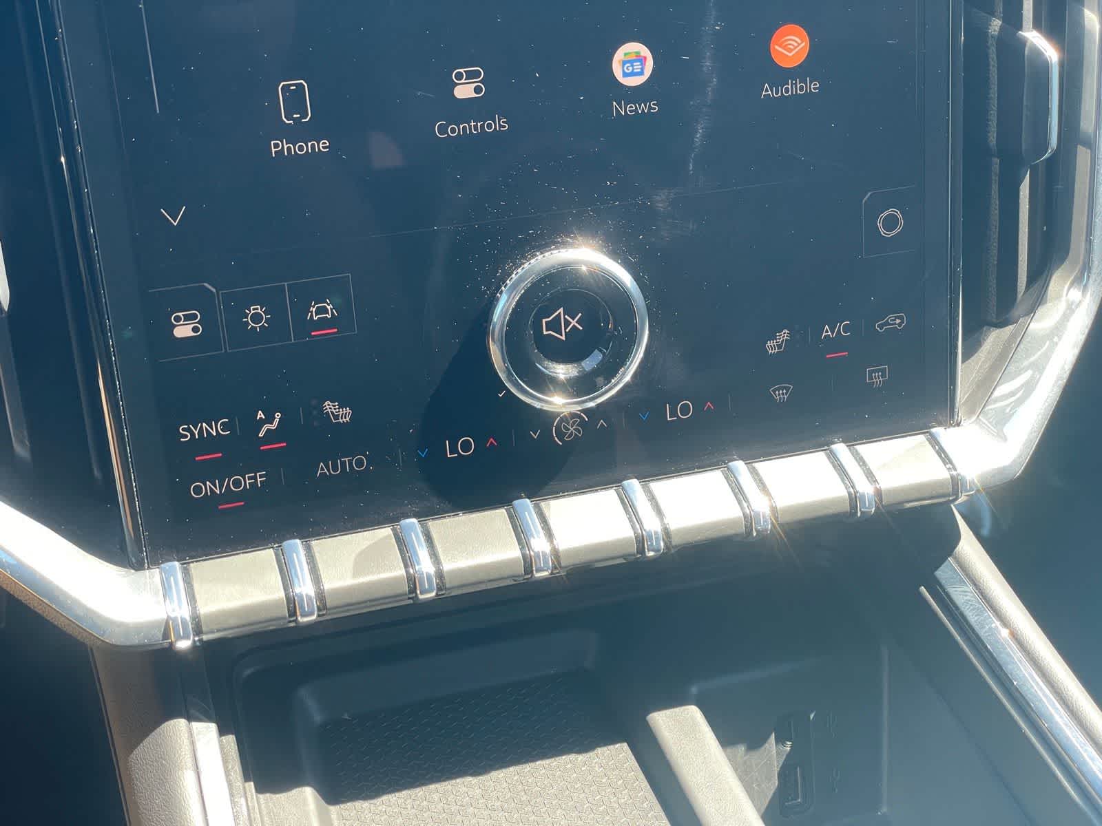 Thumbnail: 2026 GMC Acadia - 19