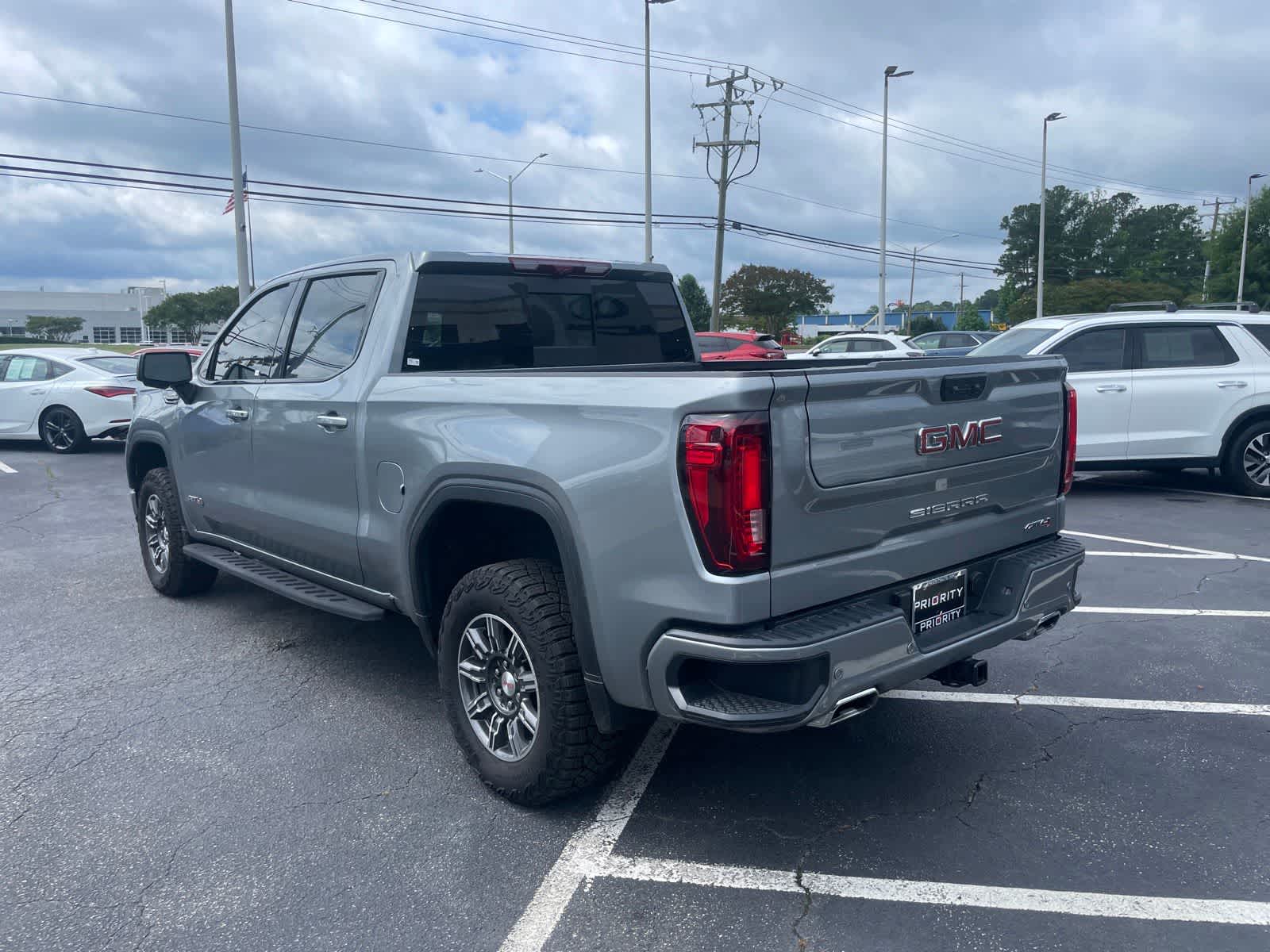 Thumbnail: 2024 GMC Sierra 1500 - 3