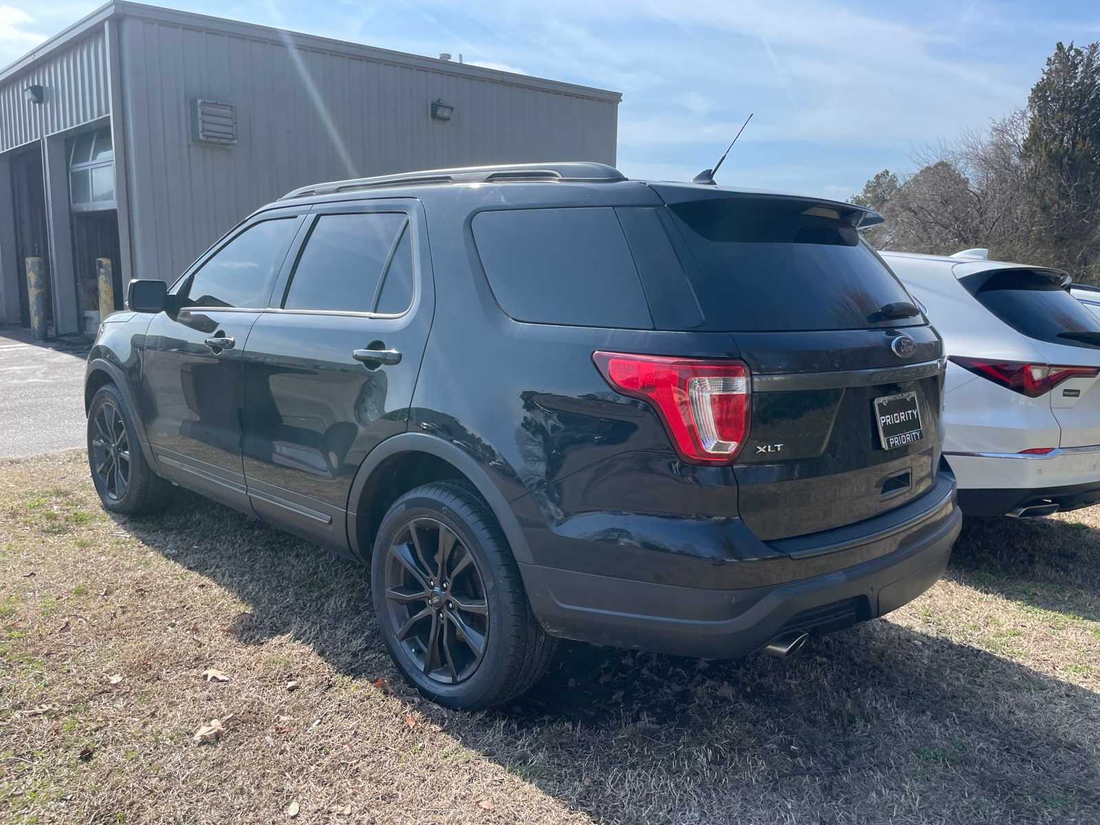 Thumbnail: 2019 Ford Explorer - 3