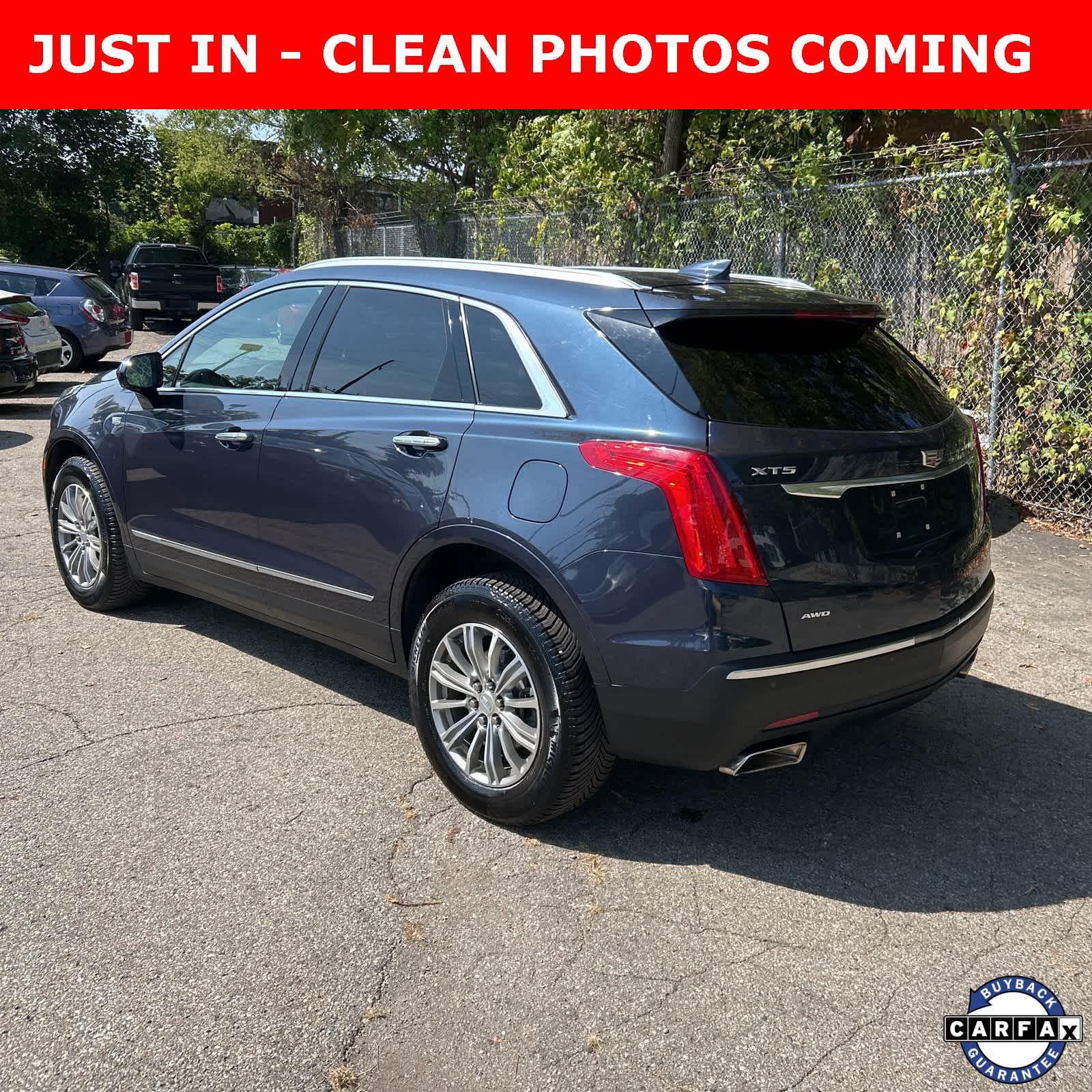 Thumbnail: 2019 Cadillac XT5 - 3