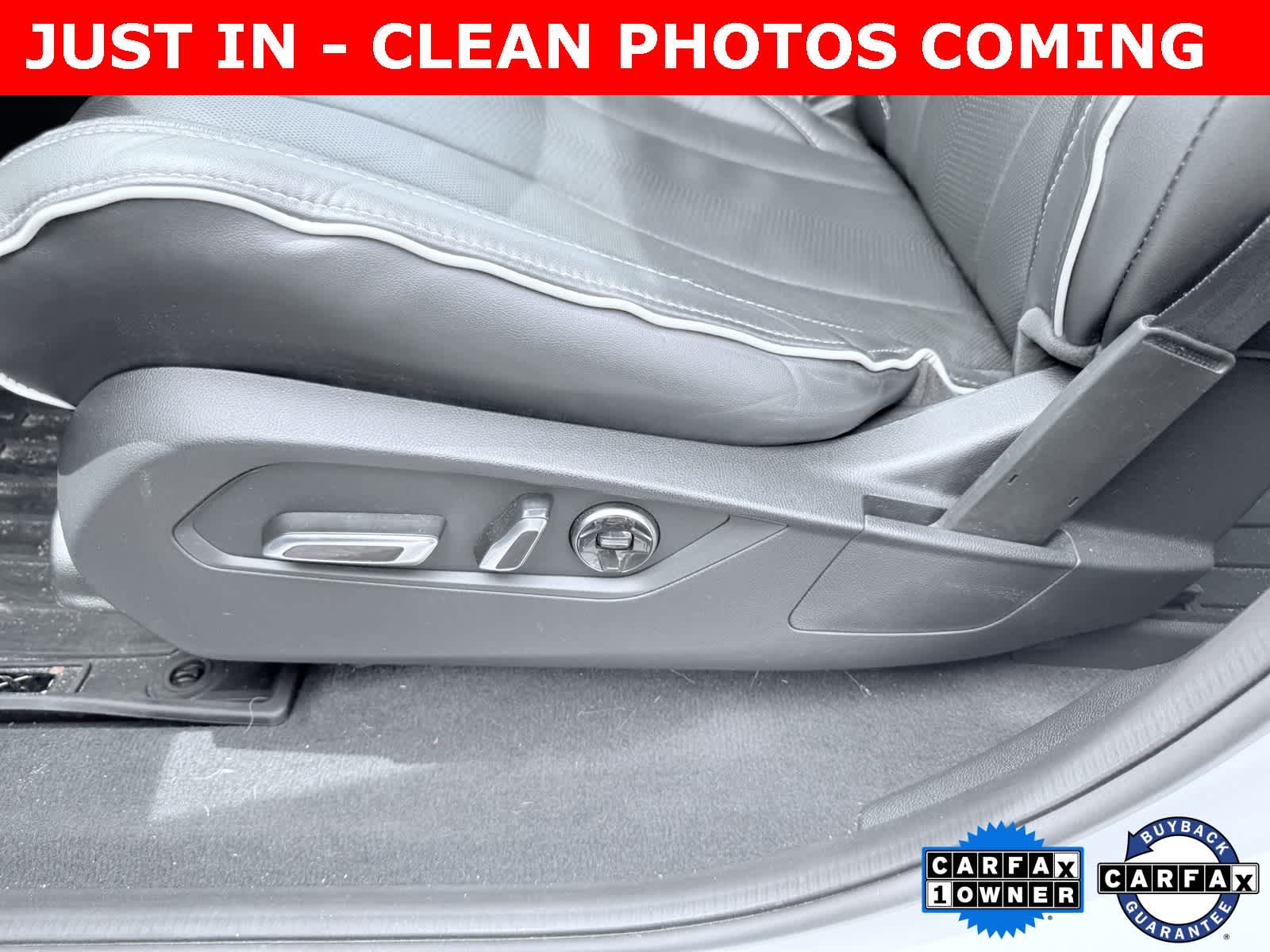 2023 Acura MDX Advance 16