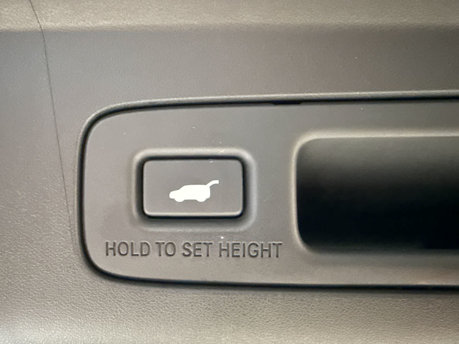 Thumbnail: 2026 Acura ADX - 33