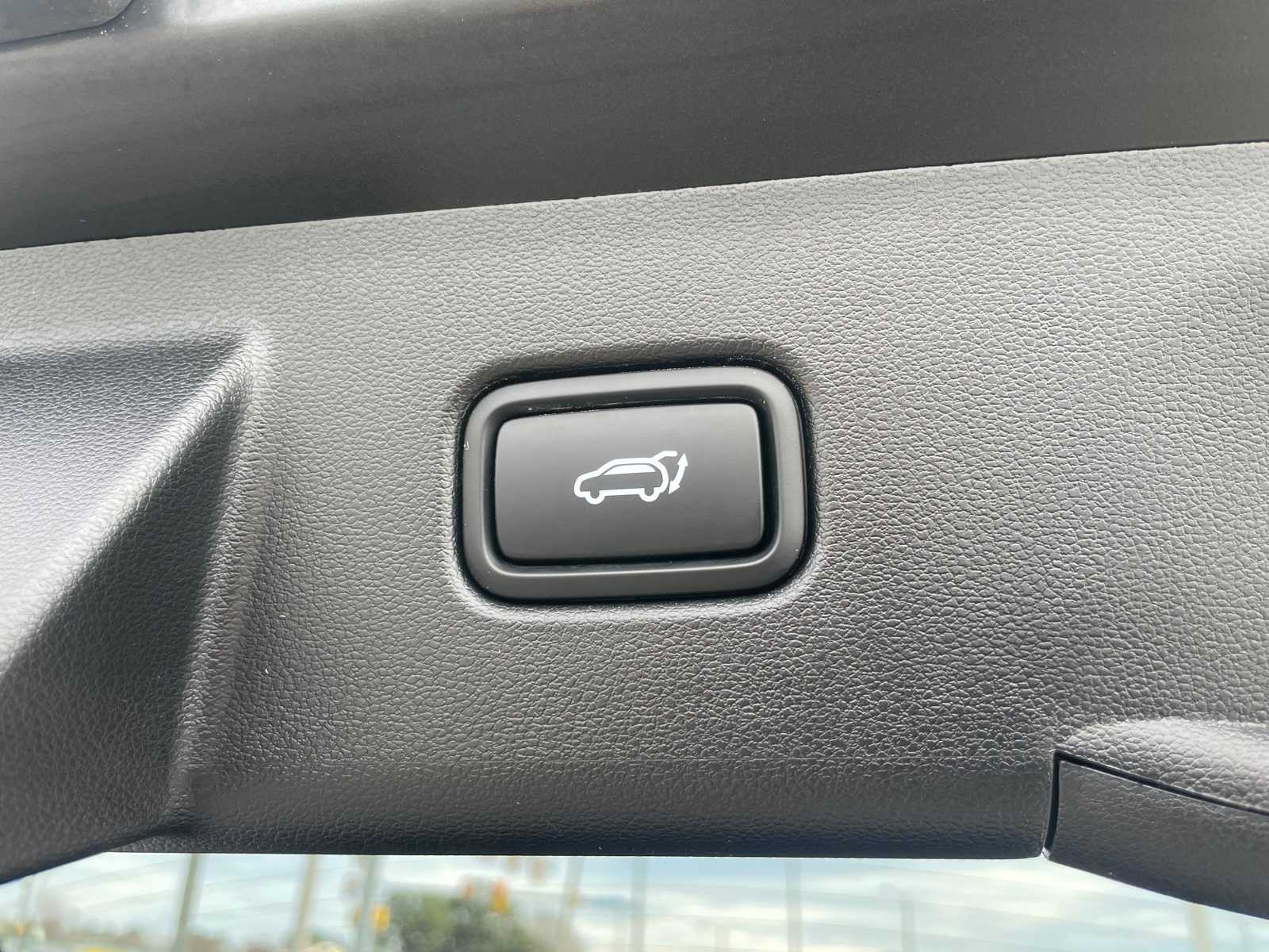 Thumbnail: 2023 Hyundai Tucson - 24