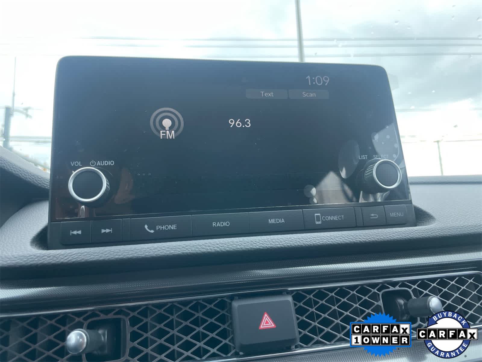 Thumbnail: 2025 Acura Integra - 16