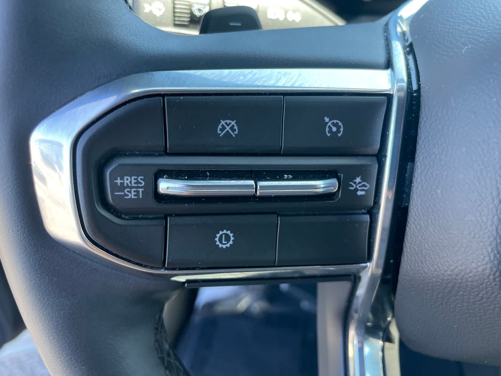 Thumbnail: 2026 GMC Acadia - 14