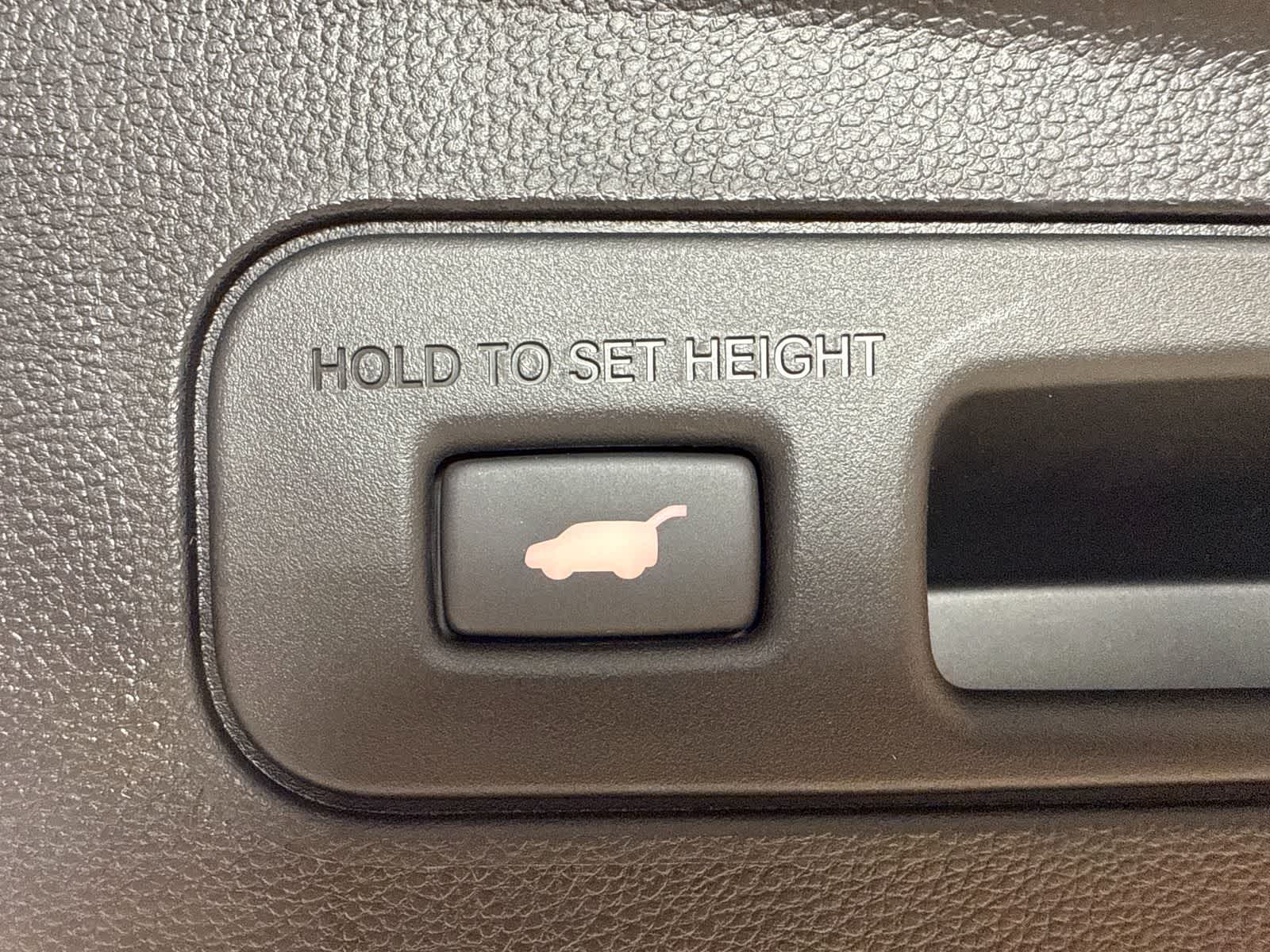 Thumbnail: 2026 Acura MDX - 30