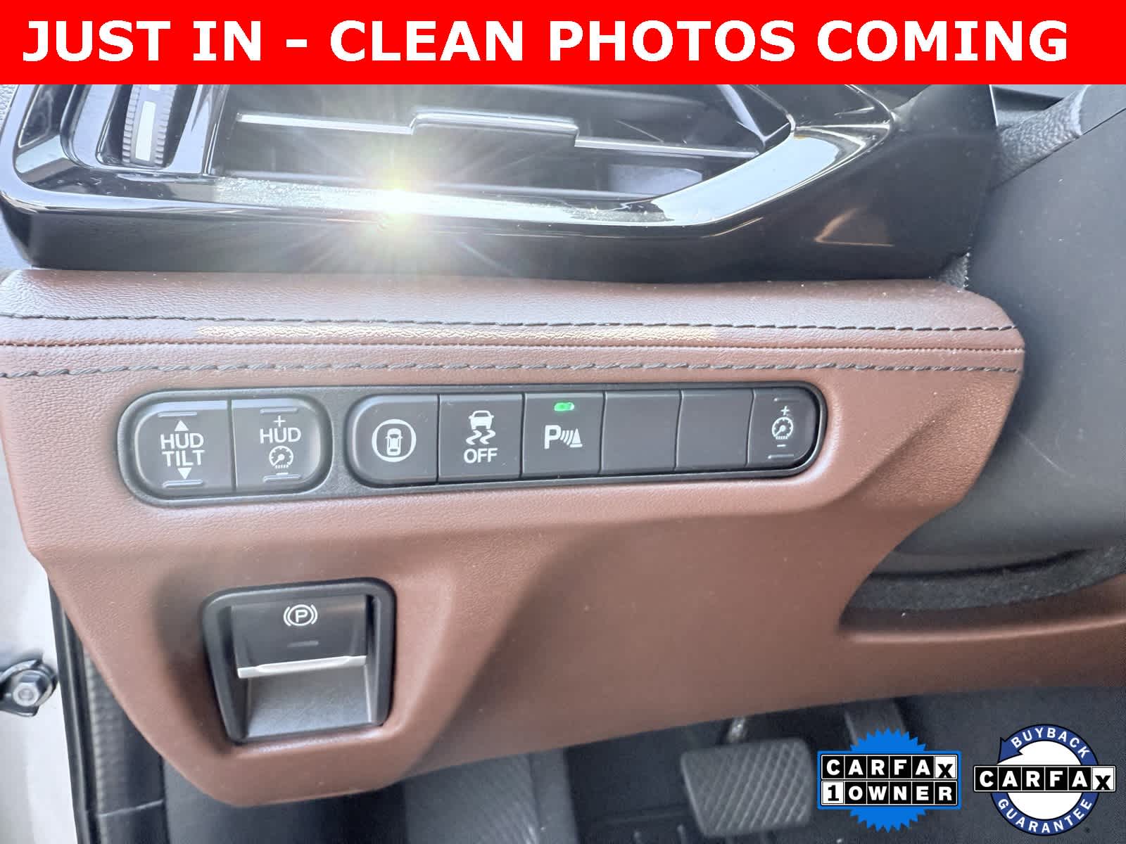 Thumbnail: 2022 Acura MDX - 19