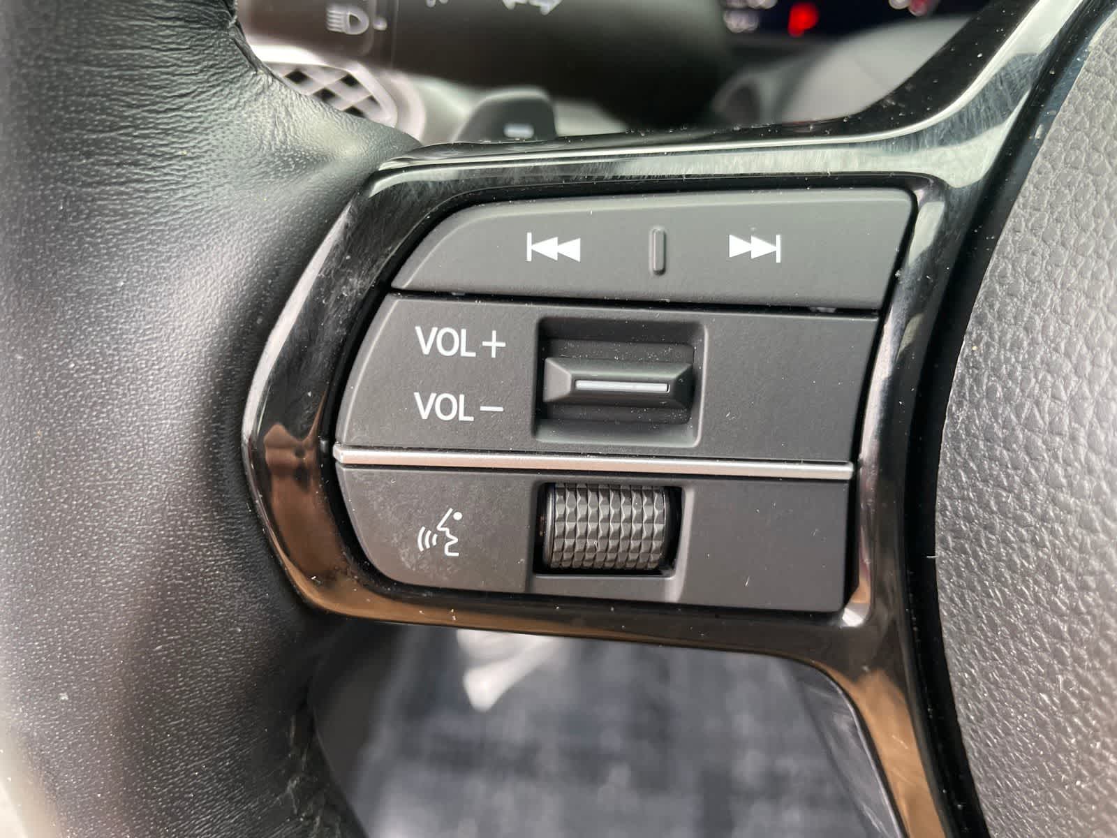 Thumbnail: 2023 Acura Integra - 14