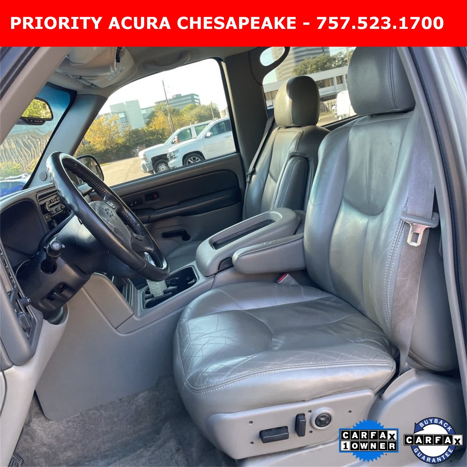 Thumbnail: 2003 Chevrolet Tahoe - 15