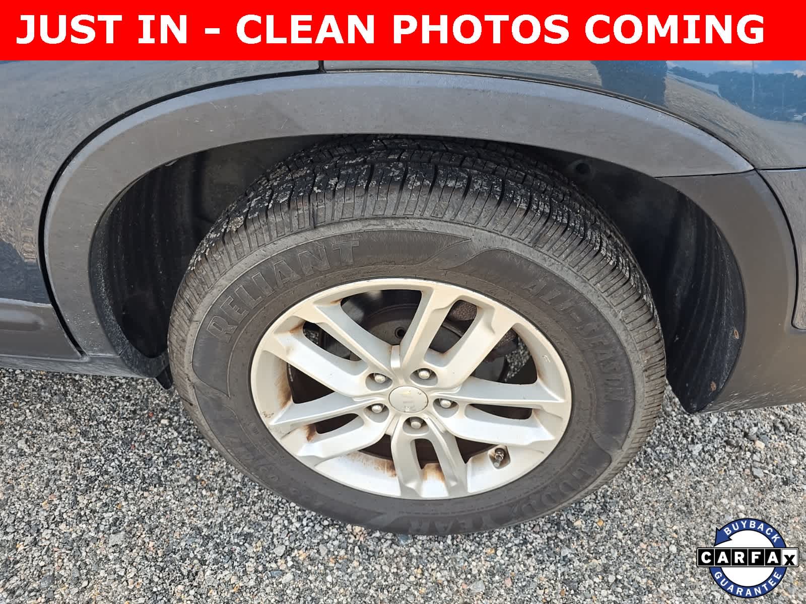 Thumbnail: 2014 Kia Sorento - 4