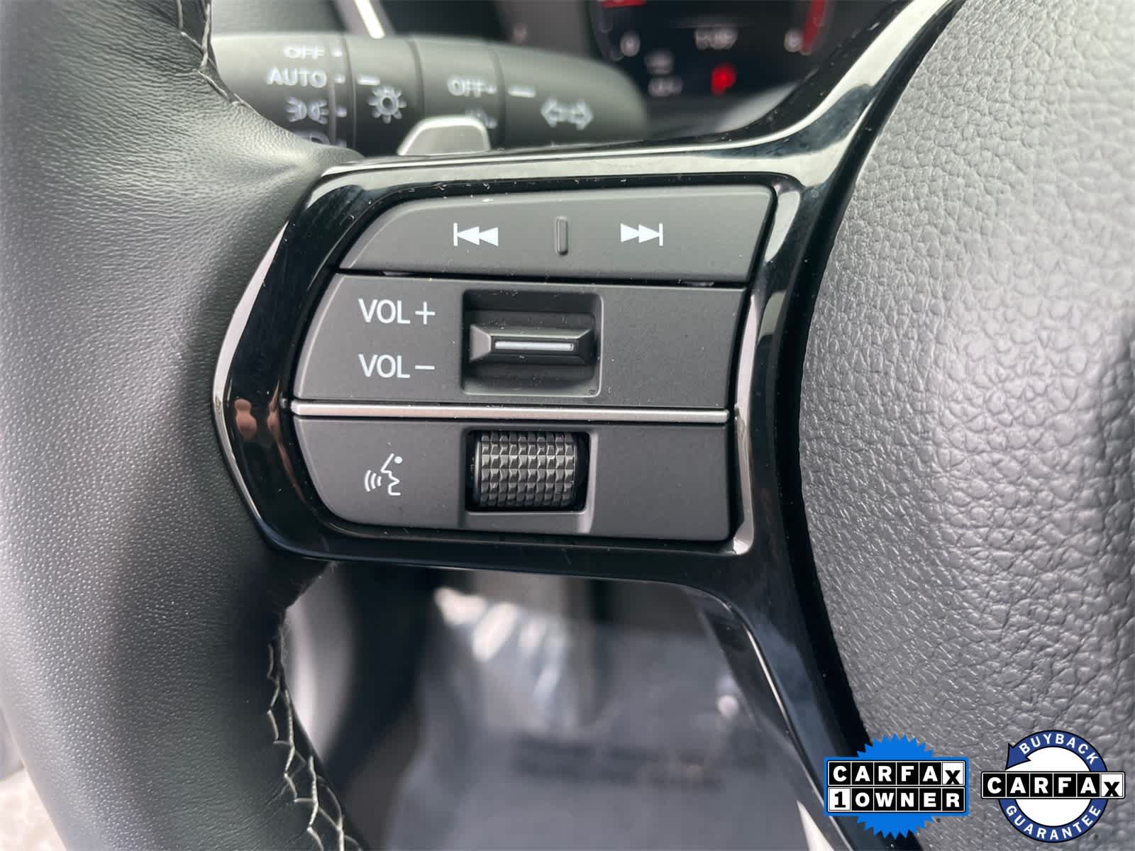 Thumbnail: 2025 Acura Integra - 13