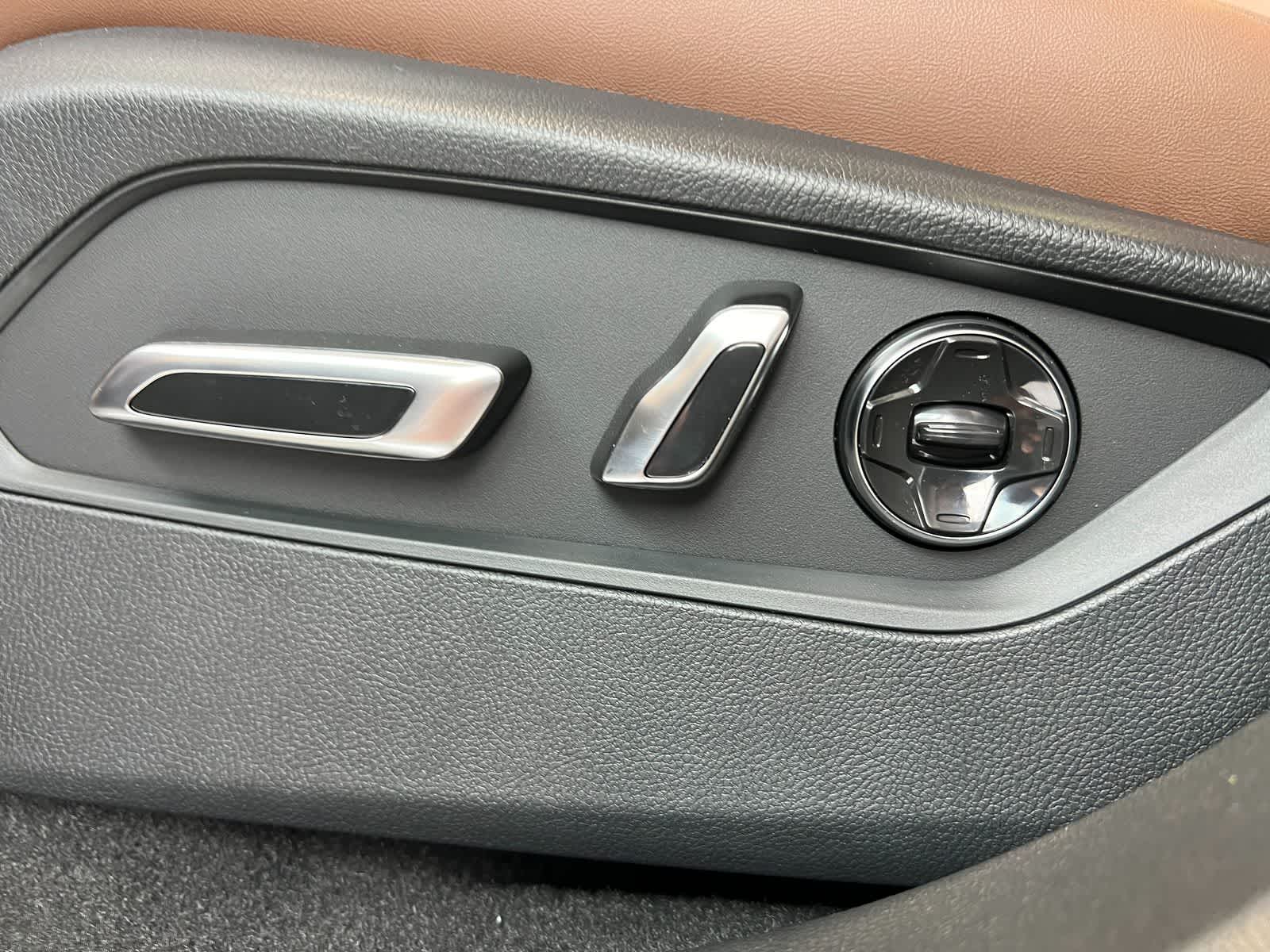 Thumbnail: 2026 Acura RDX - 15