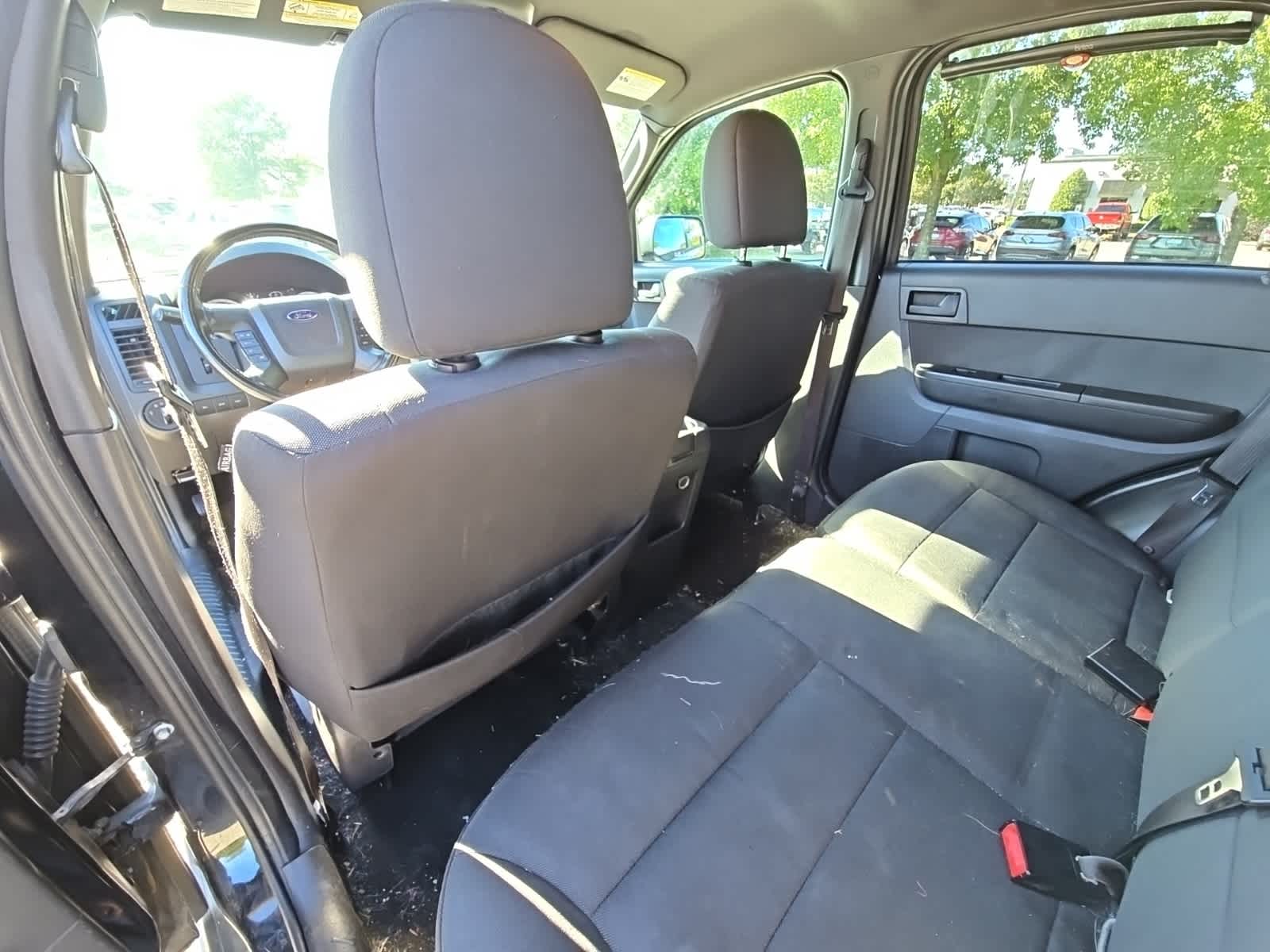 Thumbnail: 2012 Ford Escape - 21