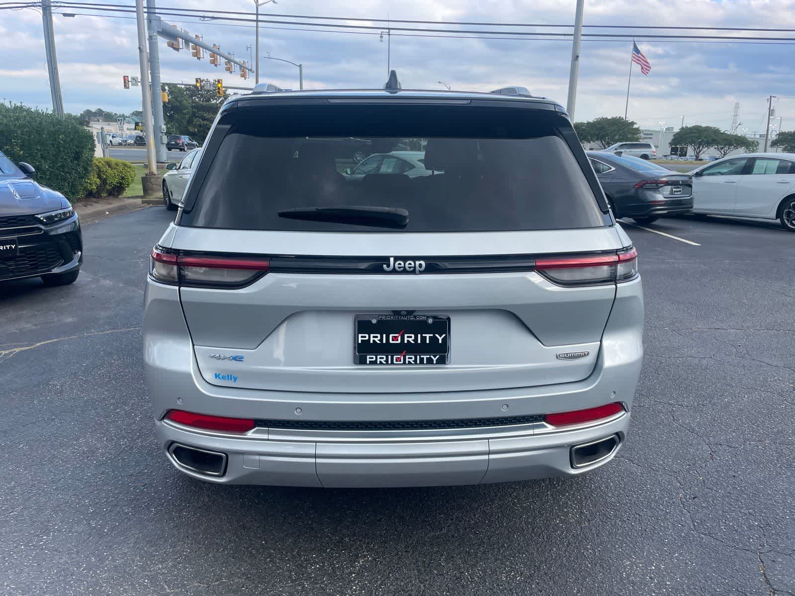 Thumbnail: 2022 Jeep Grand Cherokee - 4