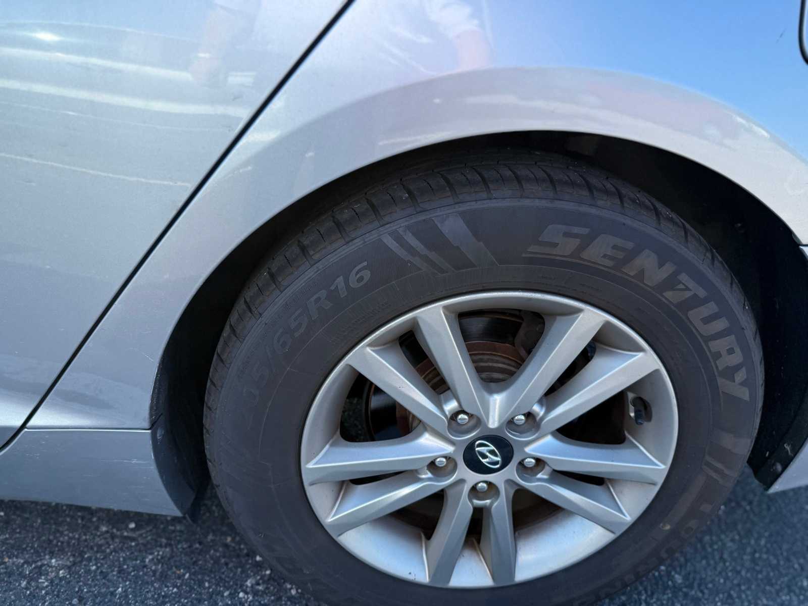 Thumbnail: 2016 Hyundai Sonata - 6
