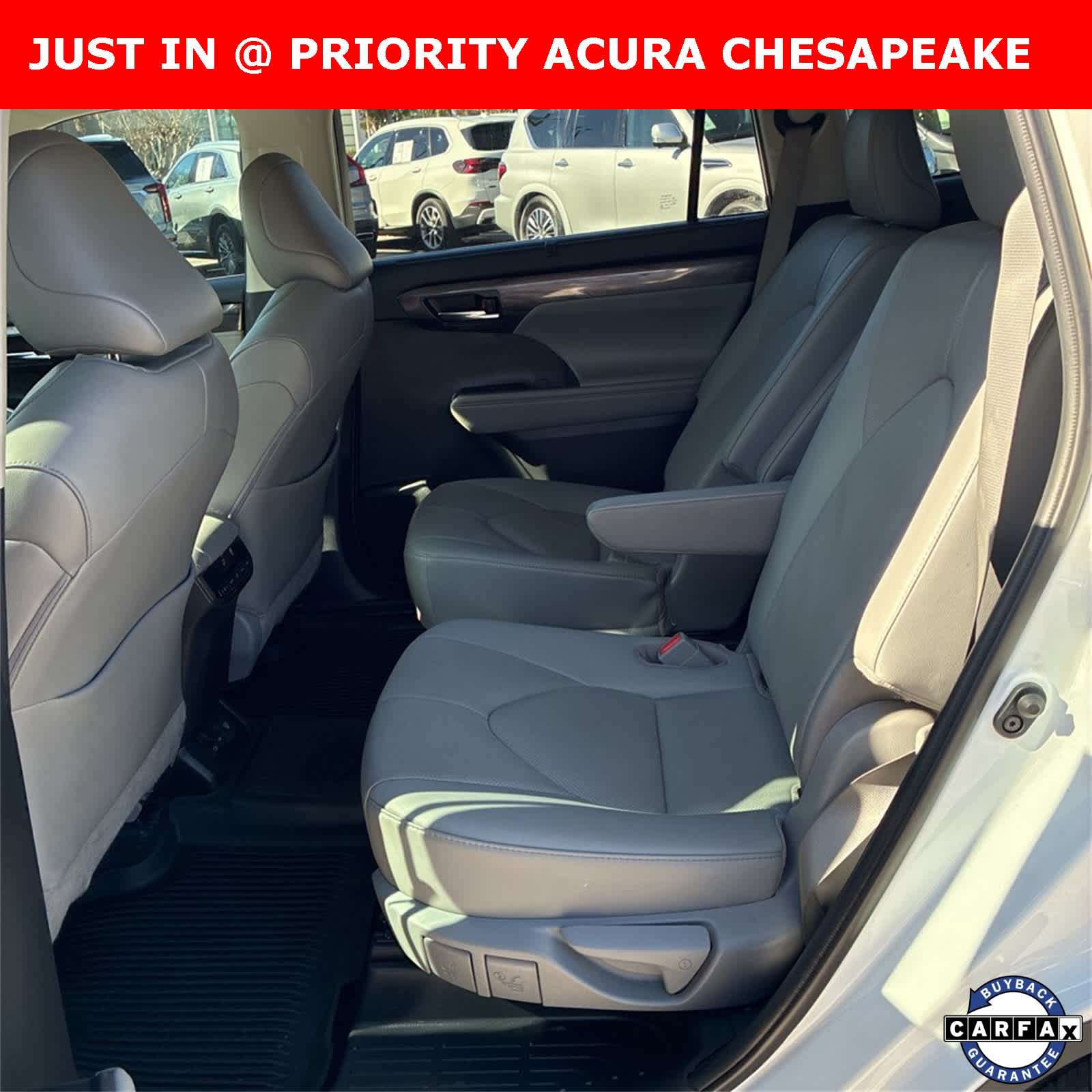 Thumbnail: 2022 Toyota Highlander - 17