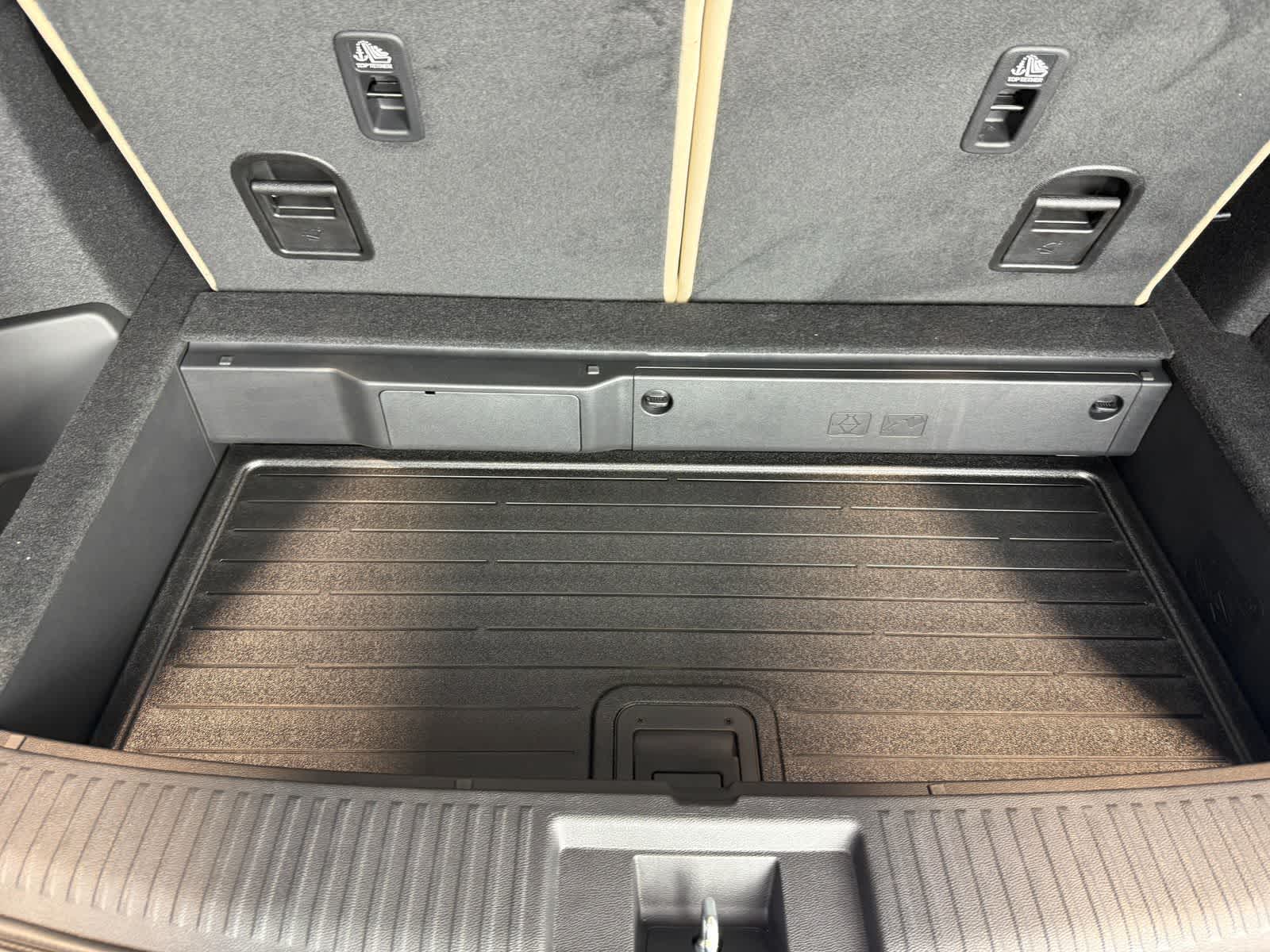 Thumbnail: 2026 Acura MDX - 32