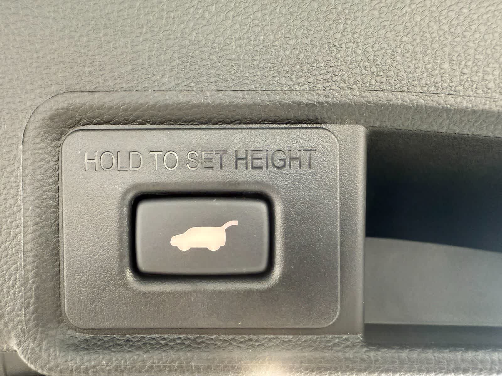 Thumbnail: 2026 Acura RDX - 33