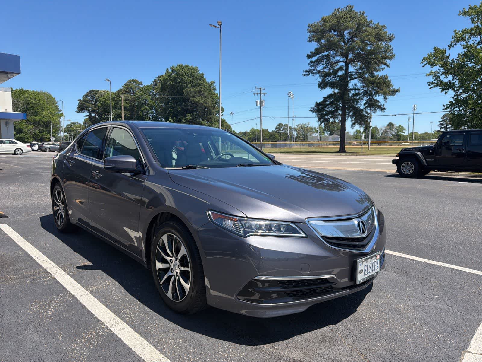 Thumbnail: 2017 Acura TLX - 4