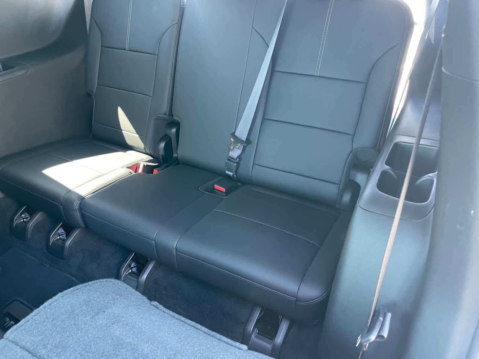 Thumbnail: 2026 GMC Acadia - 22