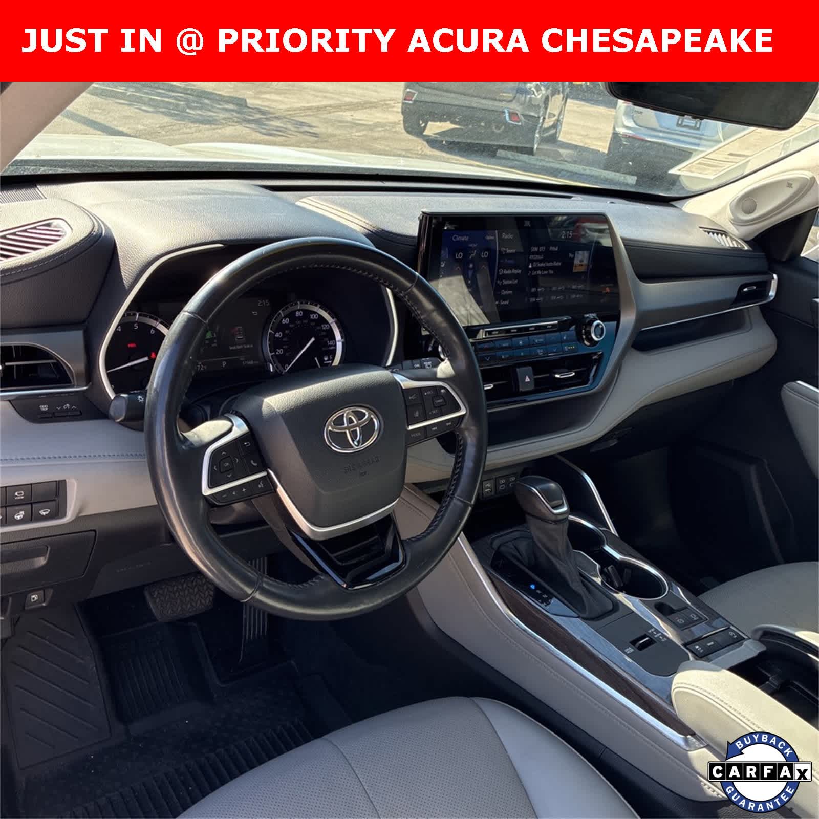 Thumbnail: 2022 Toyota Highlander - 21