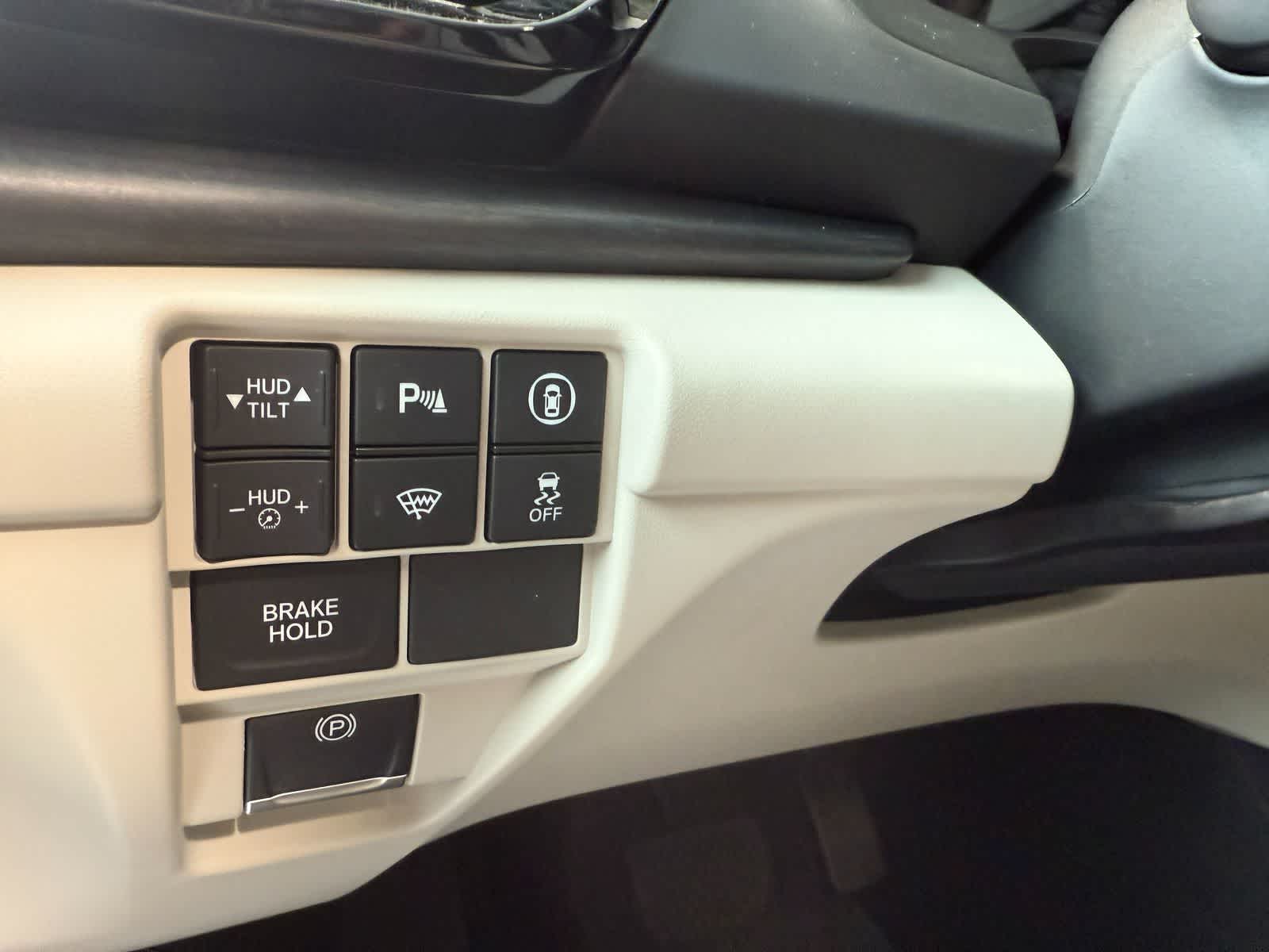 Thumbnail: 2026 Acura RDX - 19