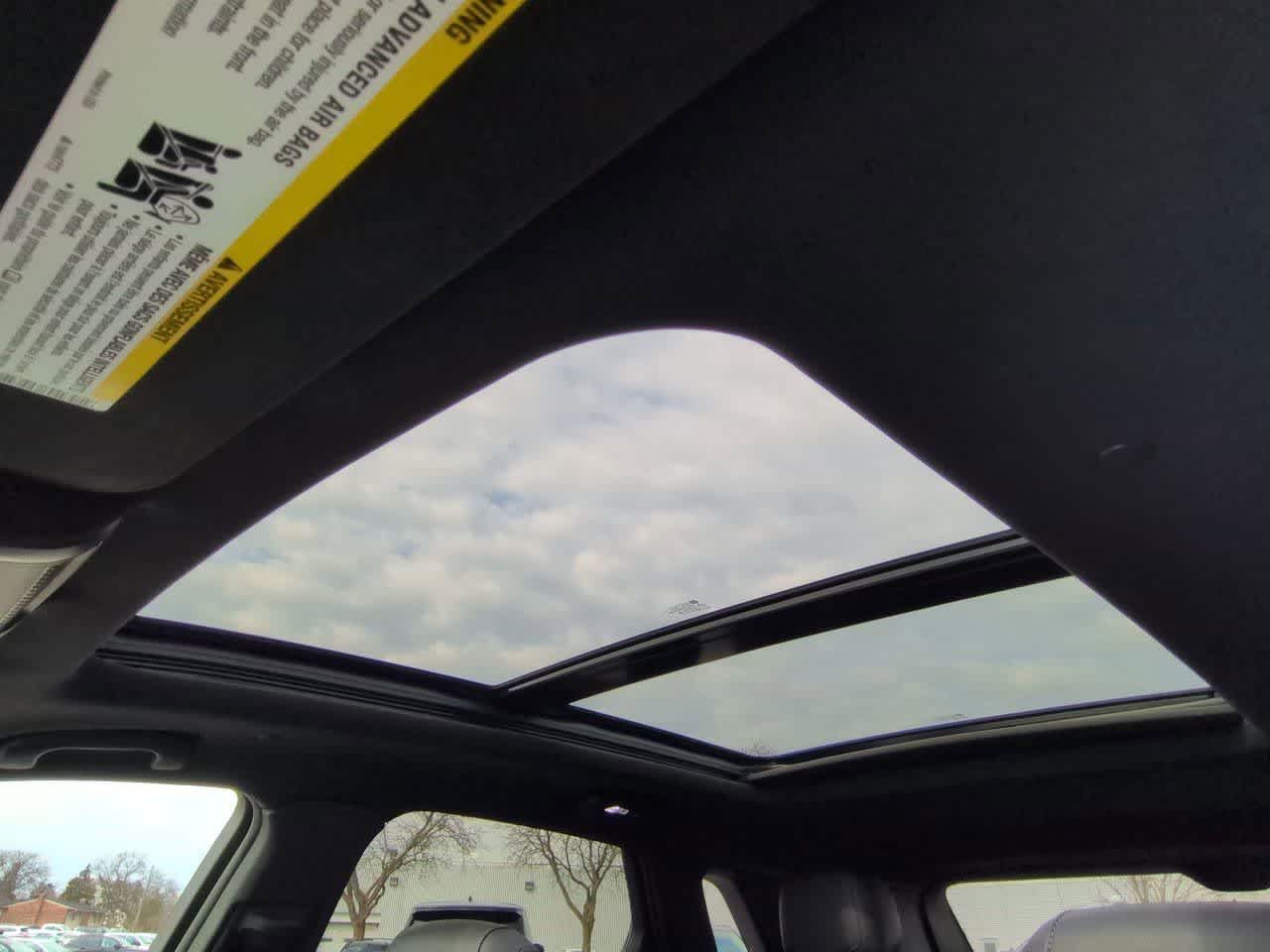 Thumbnail: 2024 Cadillac XT5 - 19