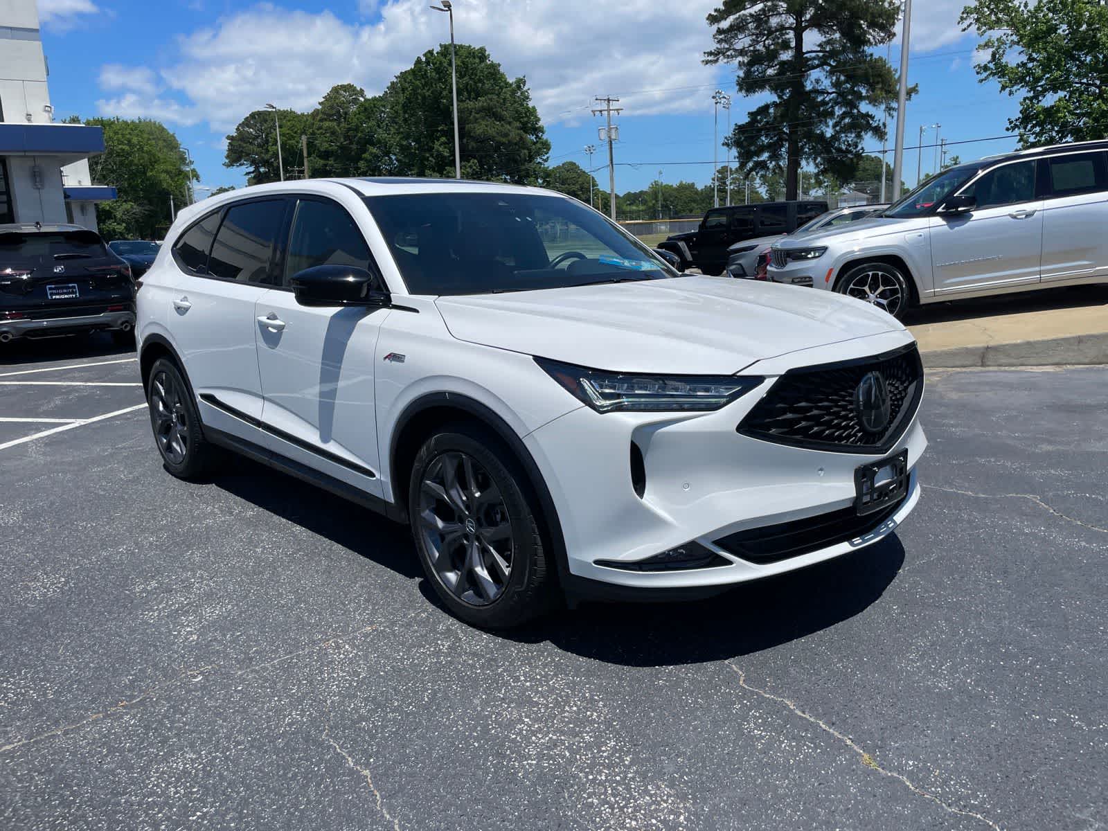 Thumbnail: 2023 Acura MDX - 7