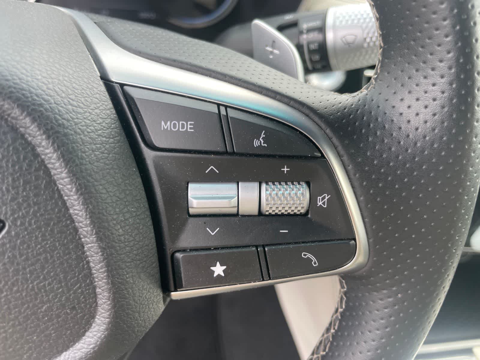 Thumbnail: 2025 Genesis G70 - 15