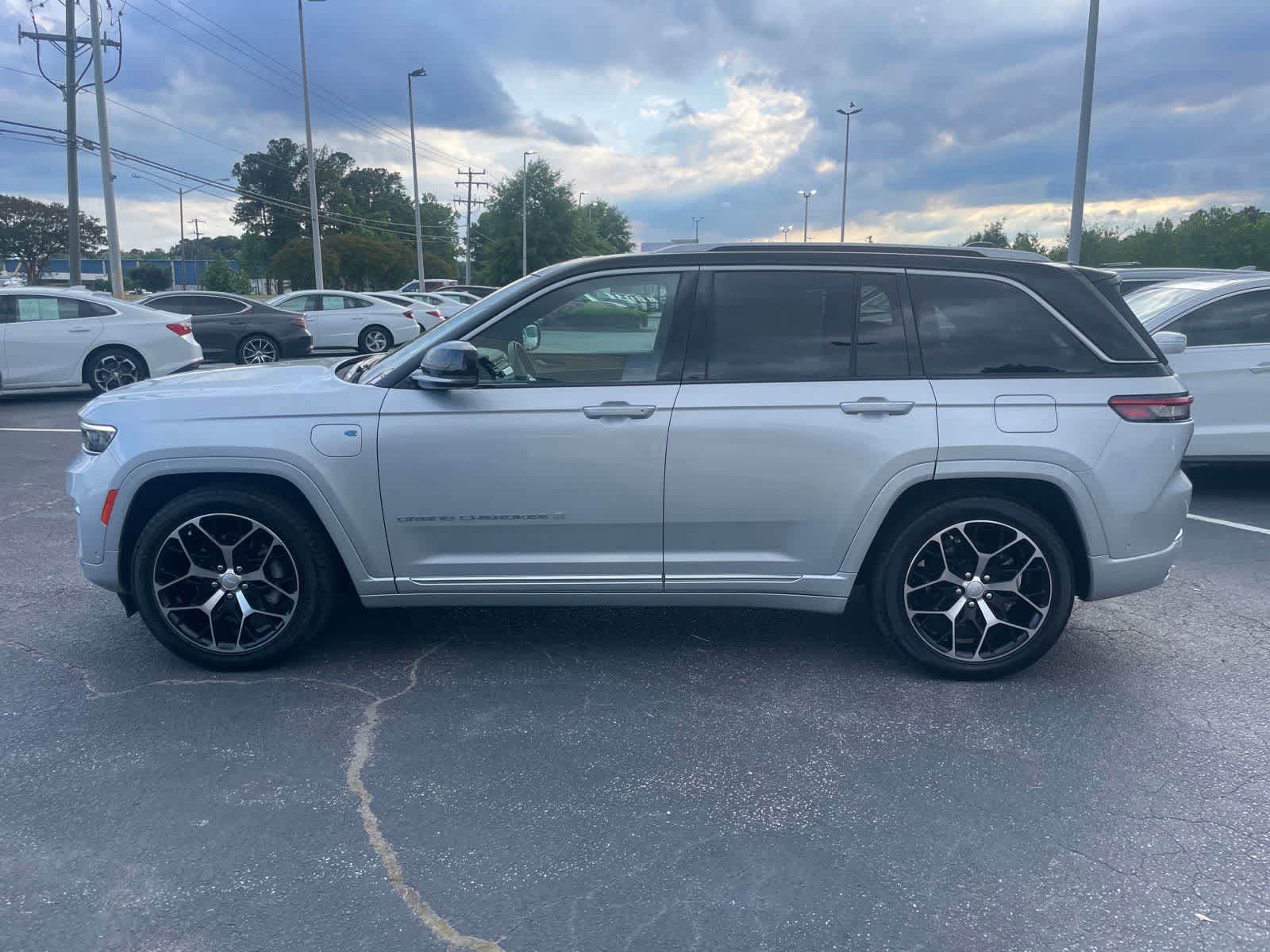 Thumbnail: 2022 Jeep Grand Cherokee - 2