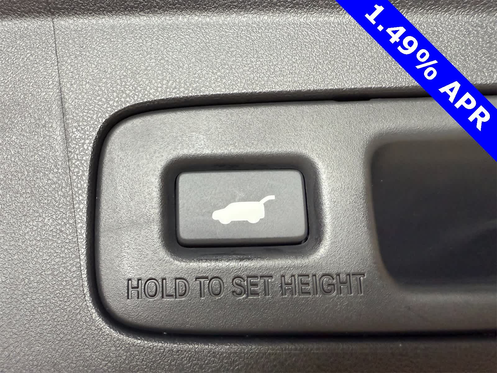 Thumbnail: 2025 Acura ADX - 35