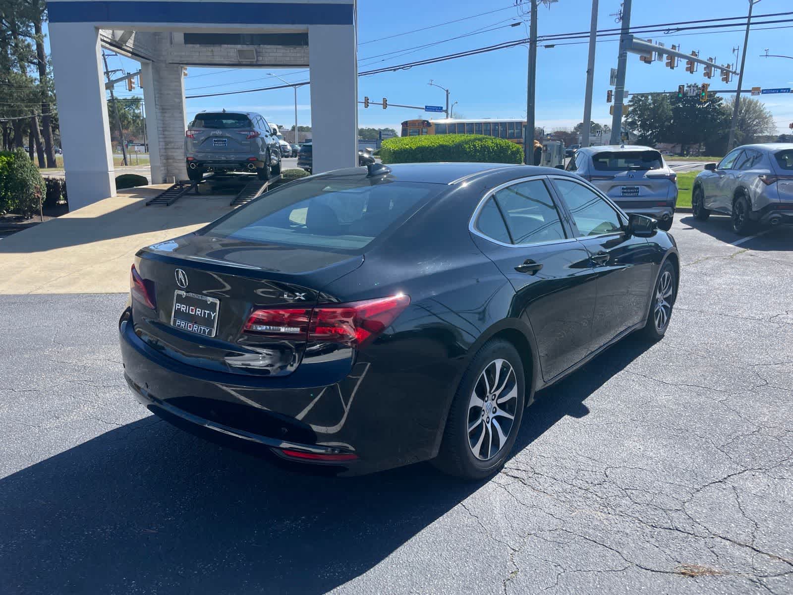 Thumbnail: 2017 Acura TLX - 5