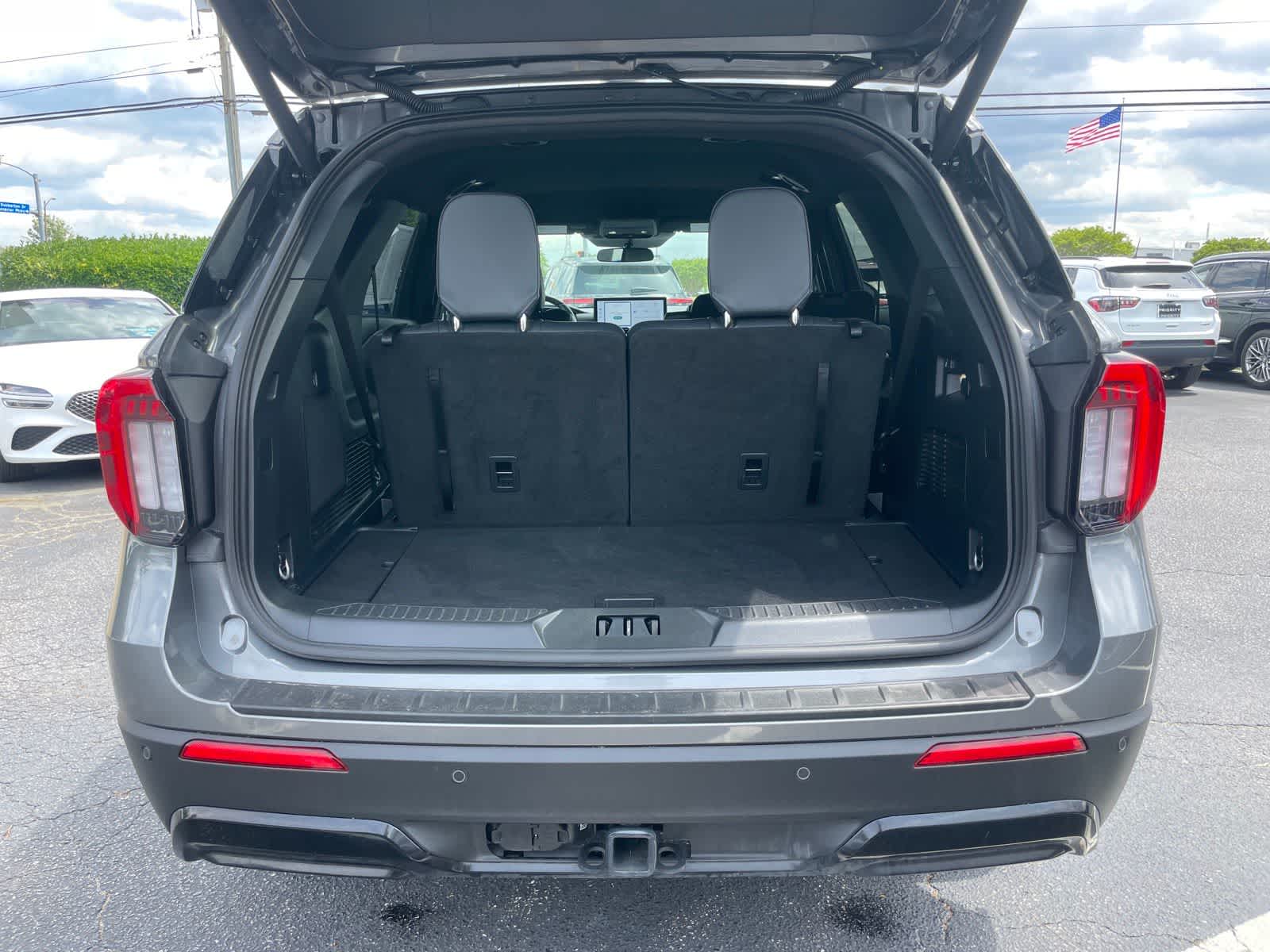 Thumbnail: 2025 Ford Explorer - 21