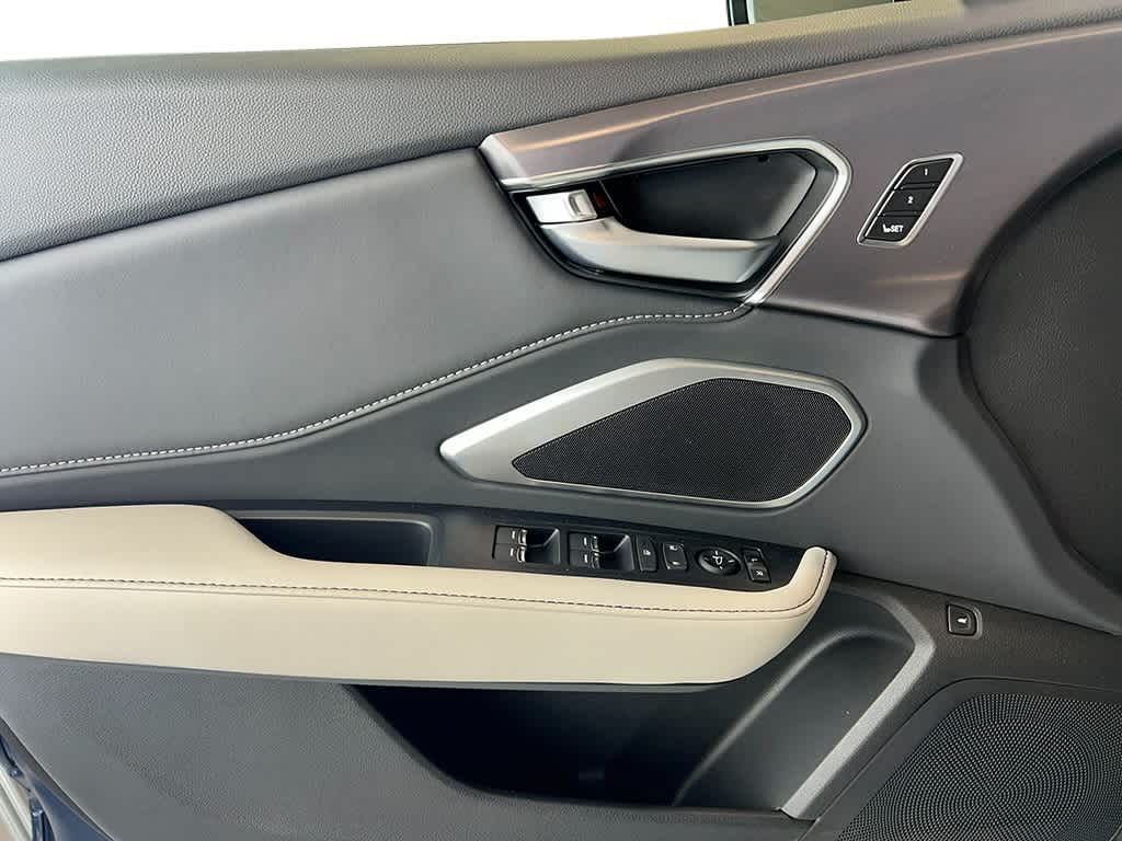 Thumbnail: 2026 Acura RDX - 16