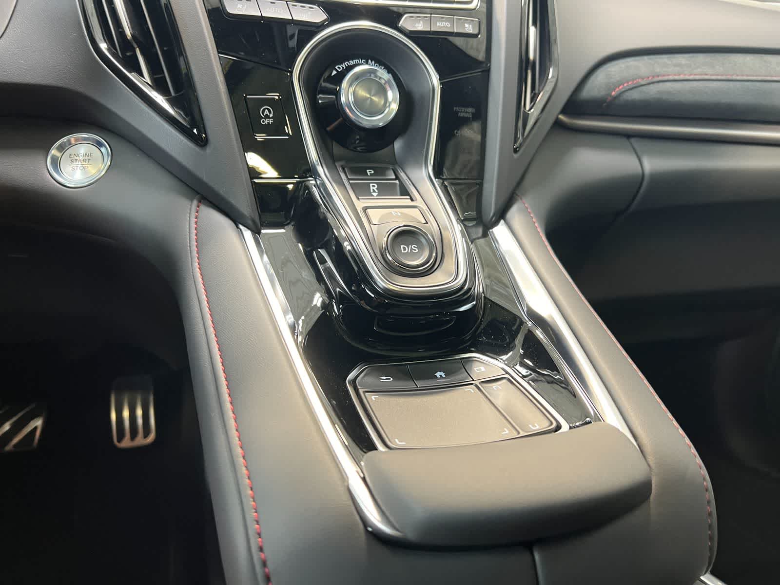 Thumbnail: 2026 Acura RDX - 26