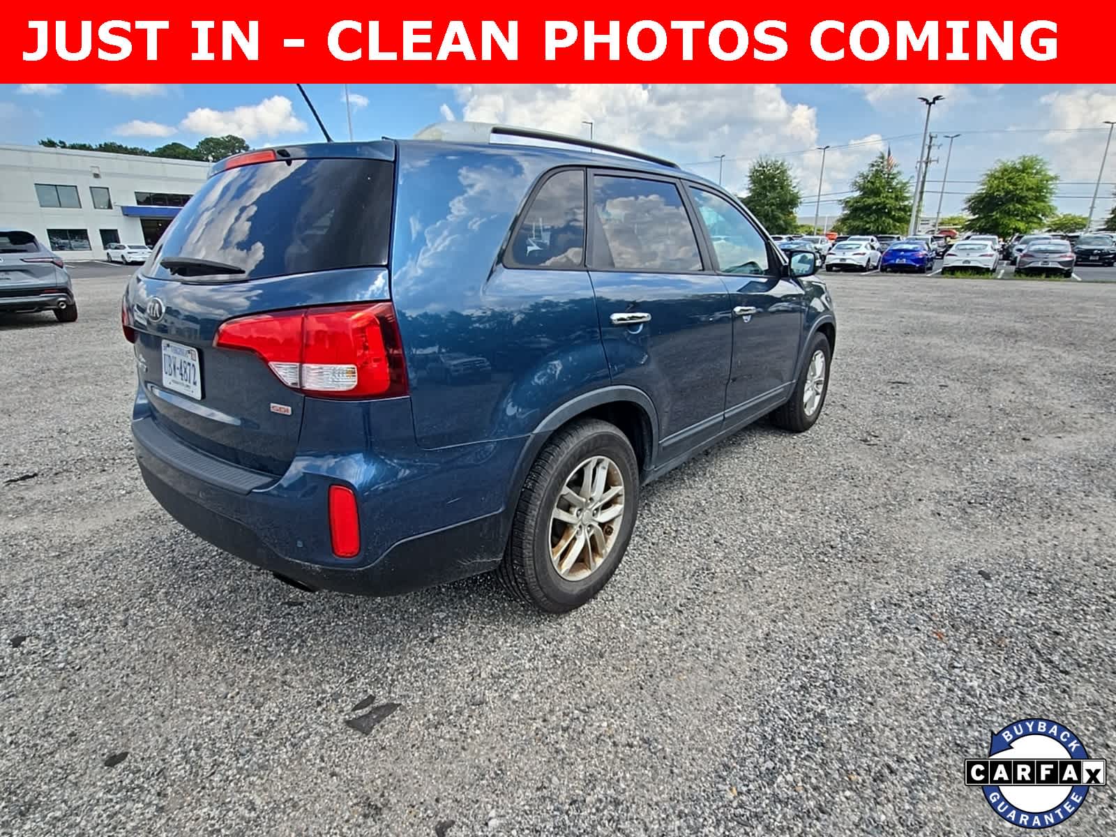 Thumbnail: 2014 Kia Sorento - 9