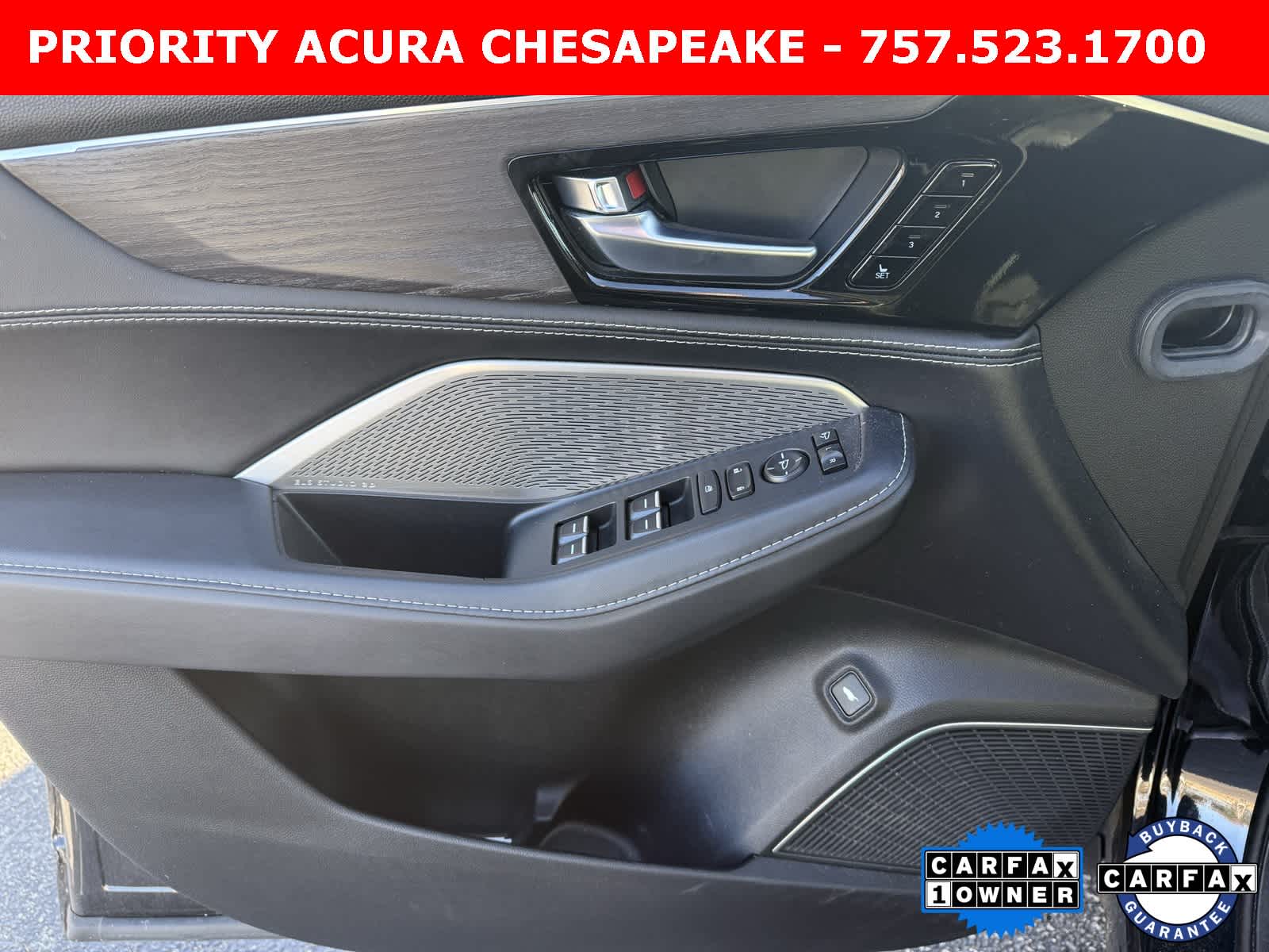 Thumbnail: 2023 Acura MDX - 17